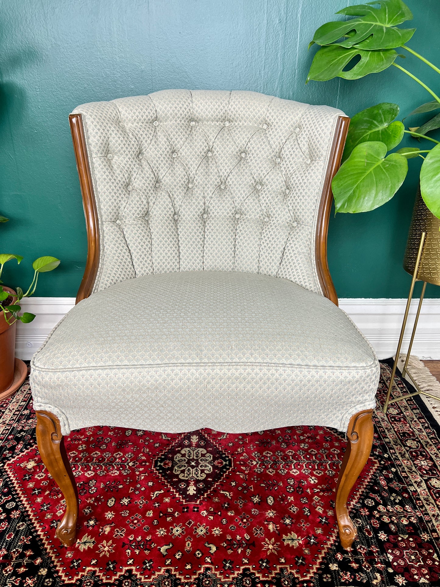 The Assante Armchair