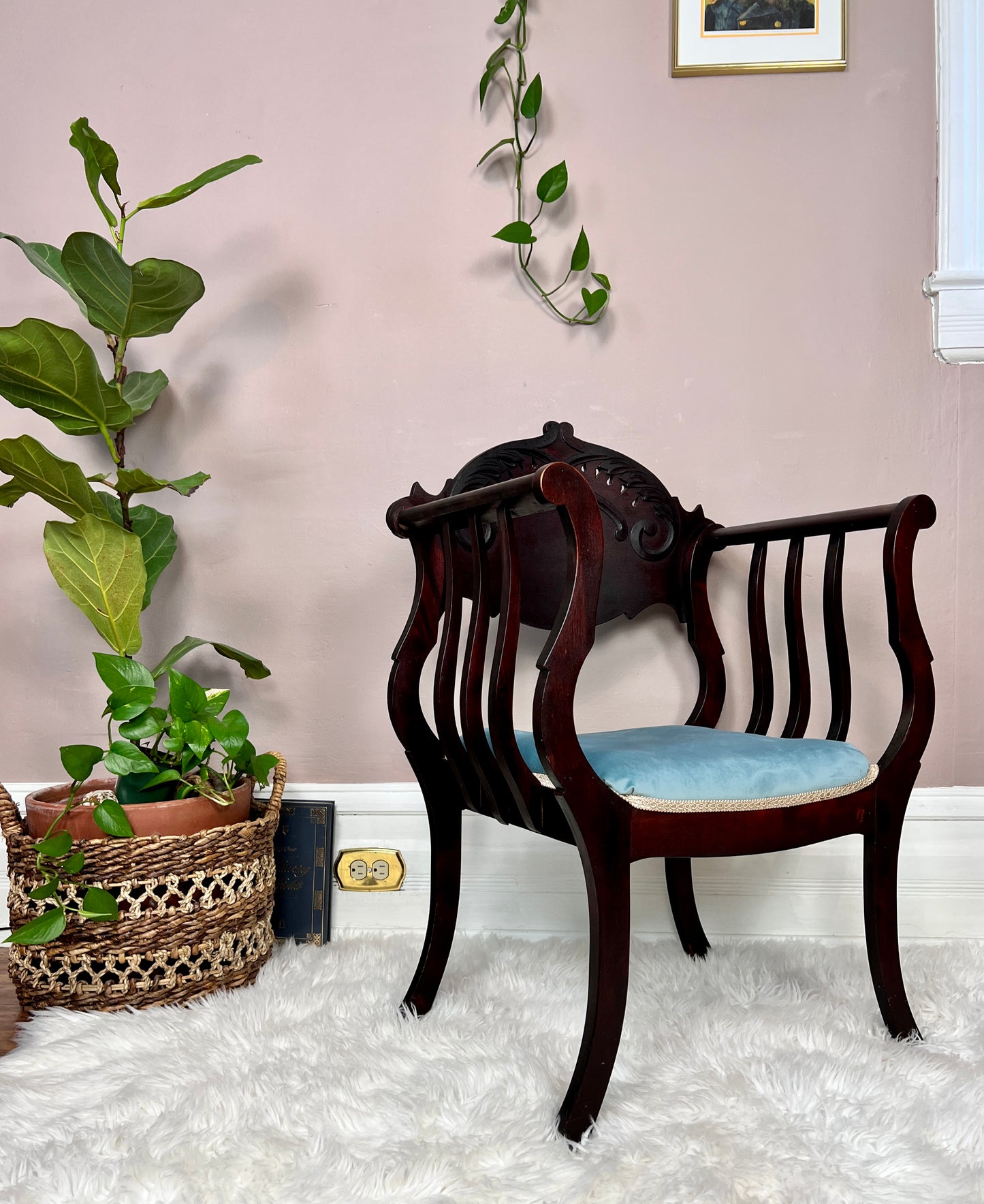Antique Saddle Chair