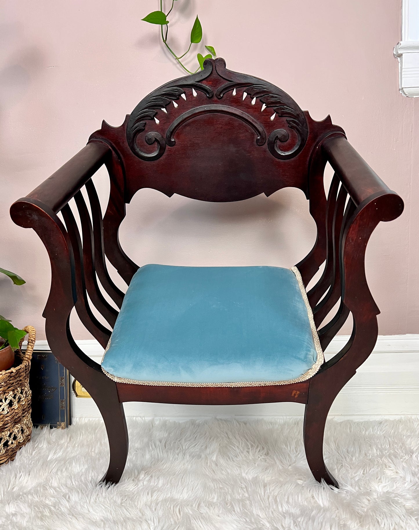Antique Saddle Chair