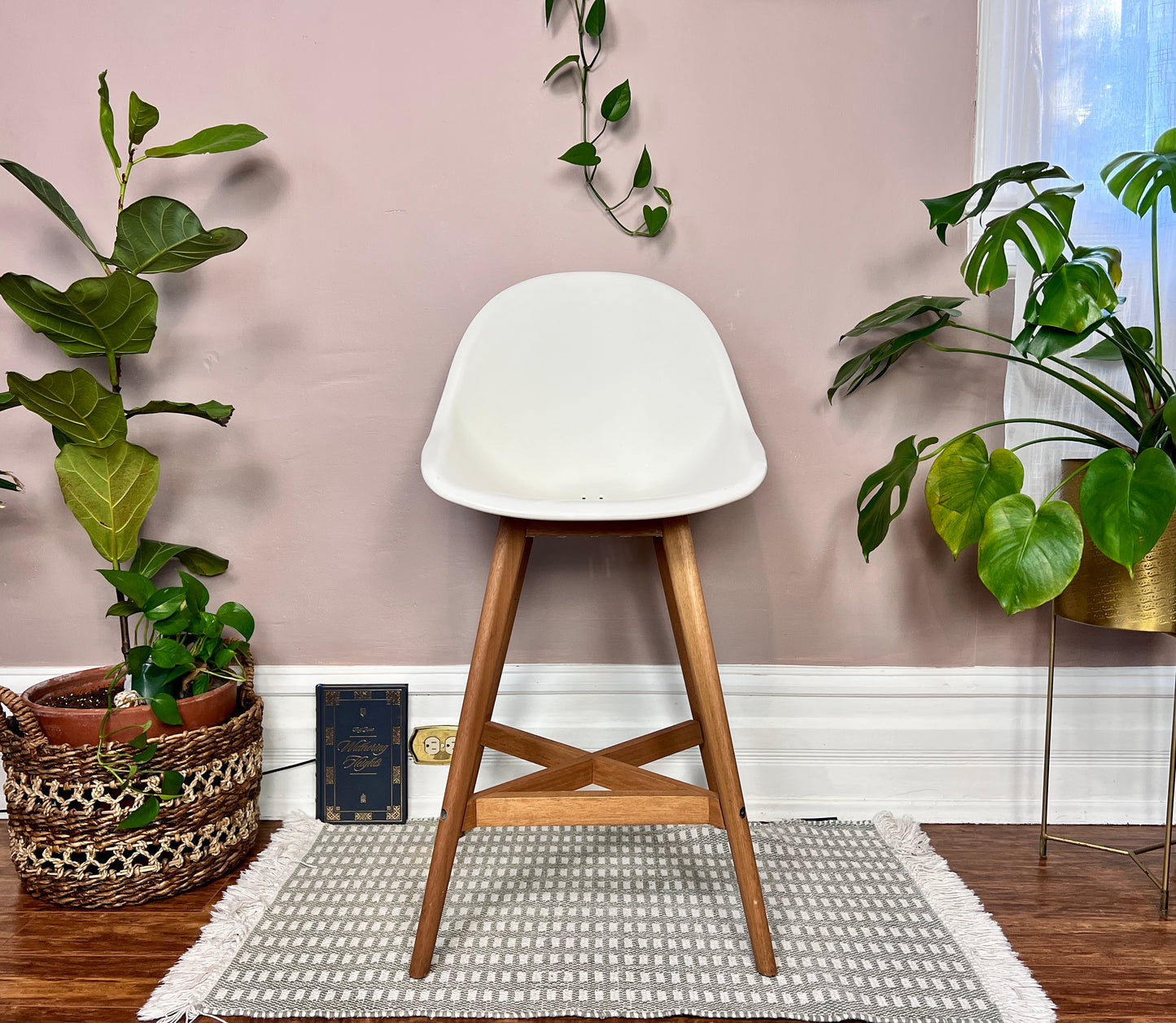 The Fanbyn Kitchen Counter Stools
