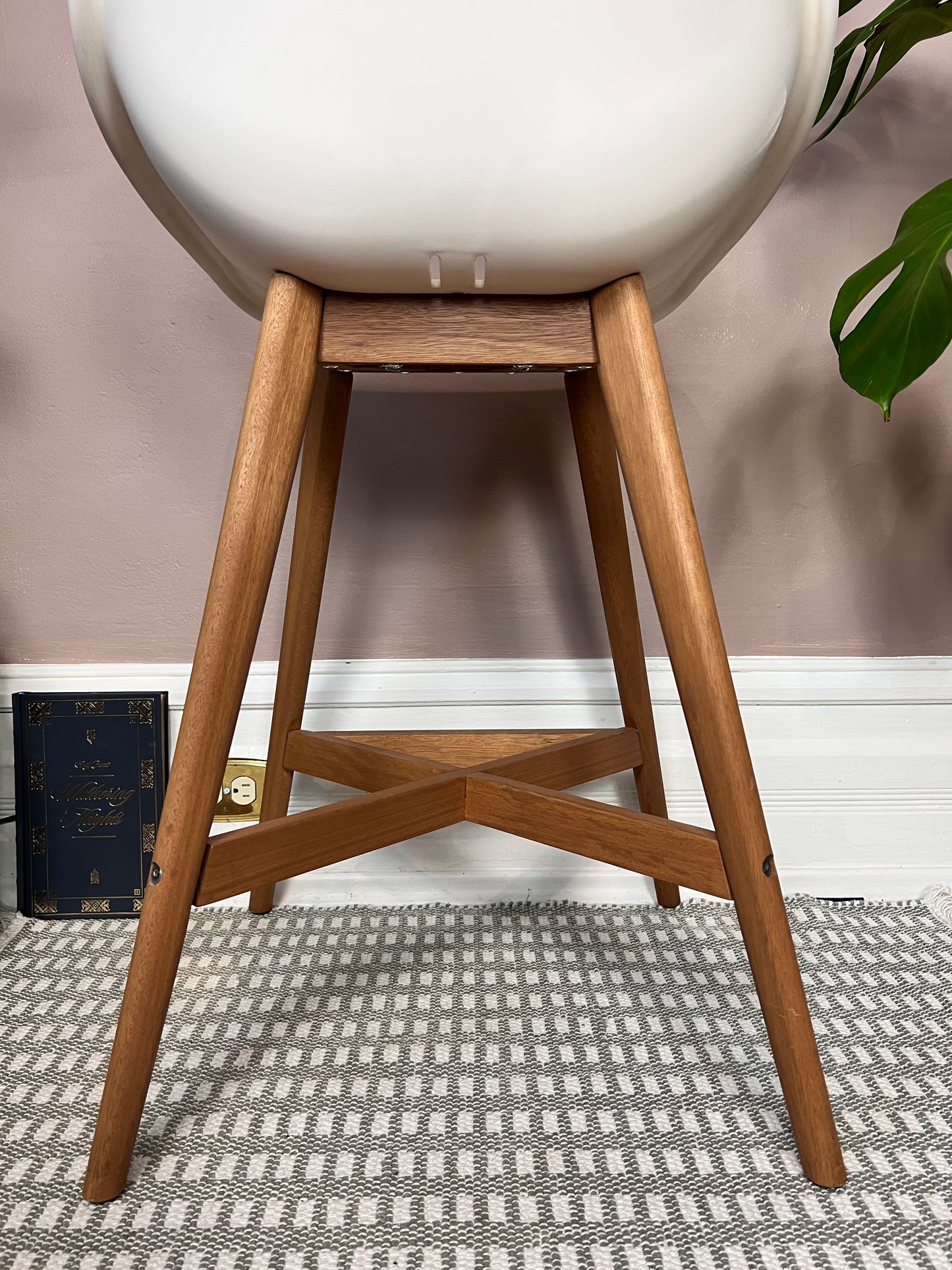 The Fanbyn Kitchen Counter Stools