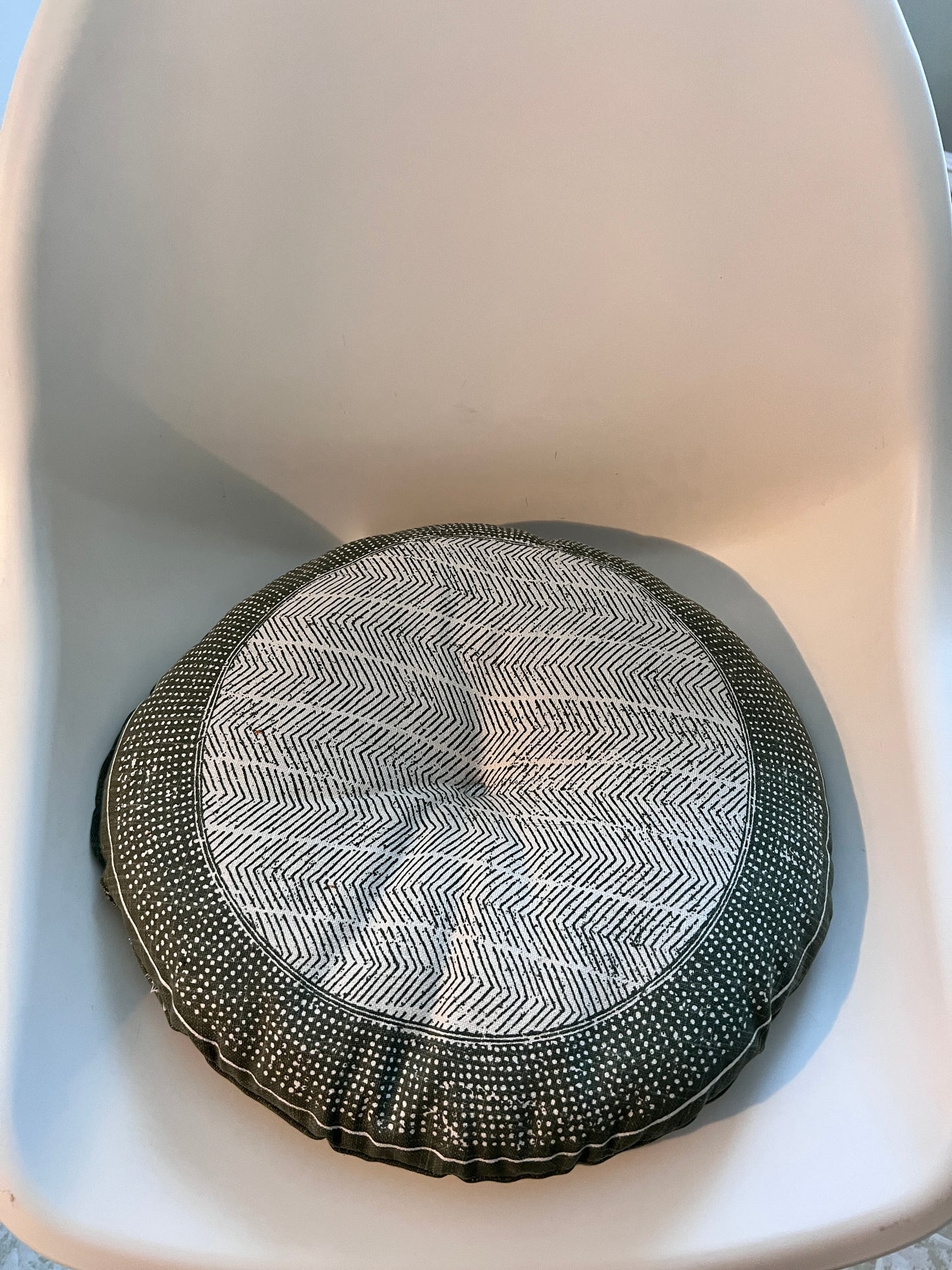The Fanbyn Kitchen Counter Stools