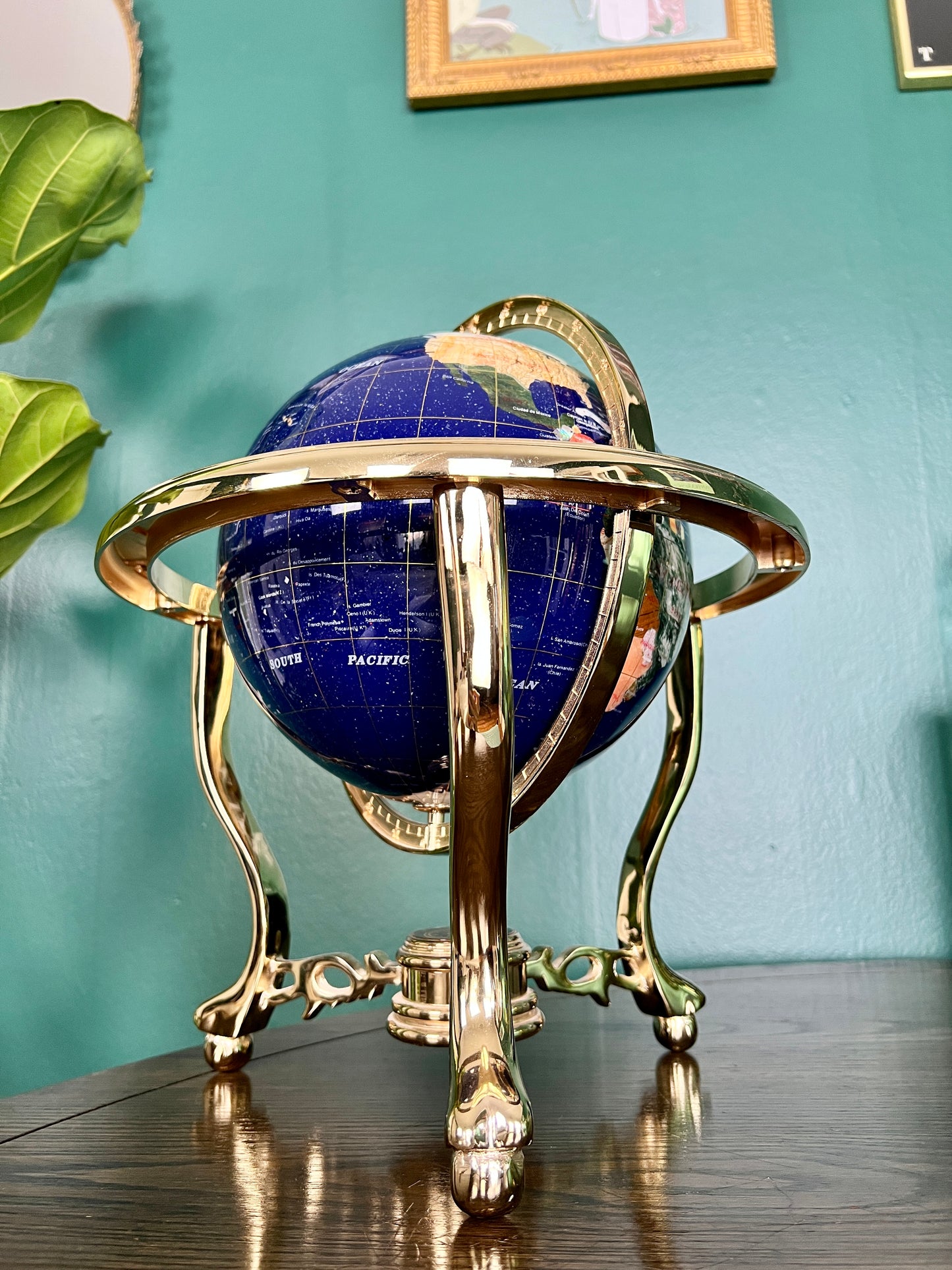 The Family Jewels Globe