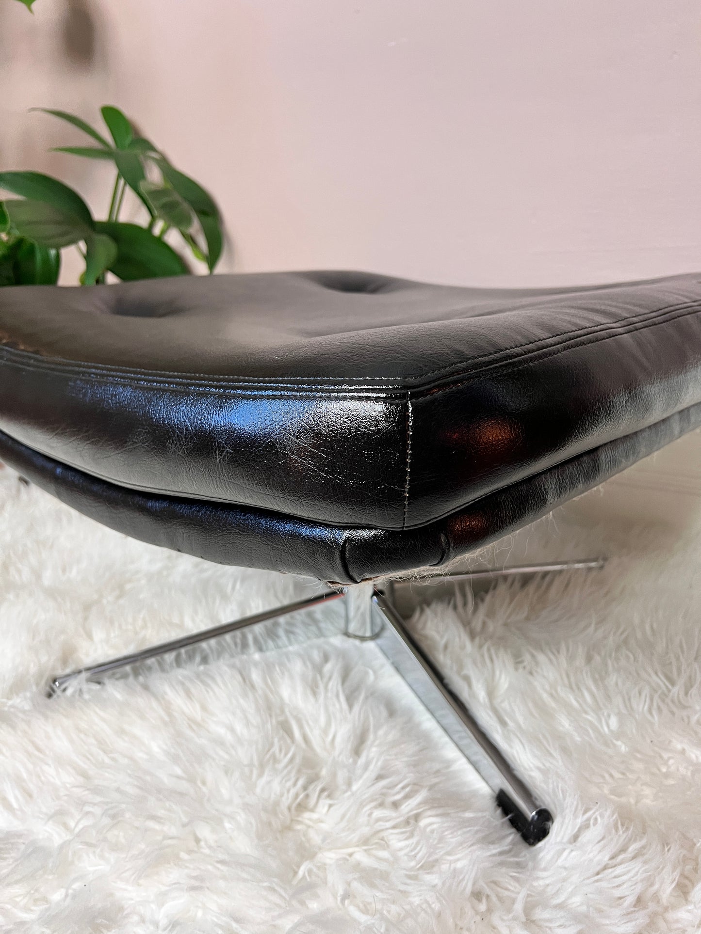 The Jeremiah Footstool