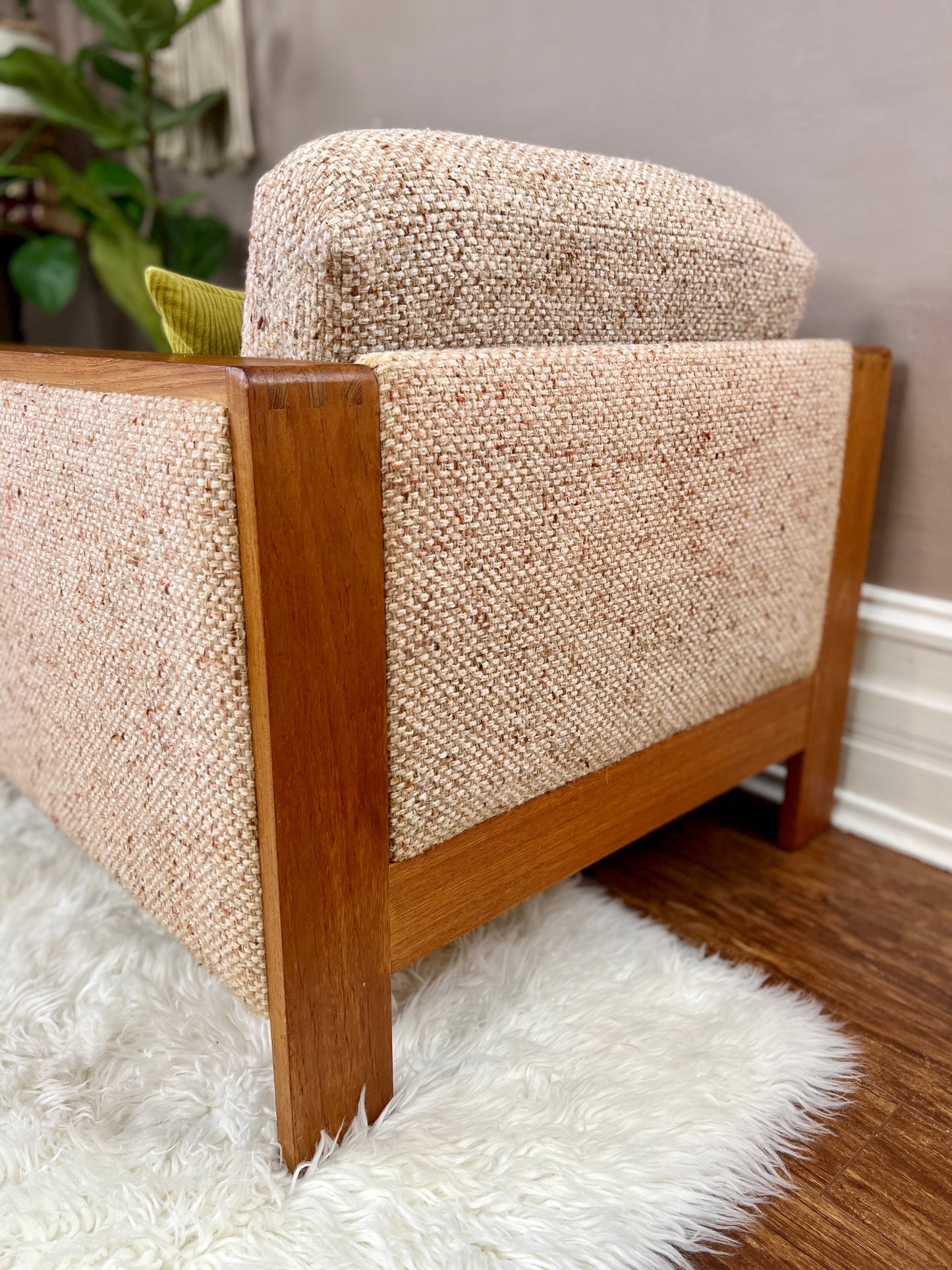 The Oskar Sofa & Armchair Set