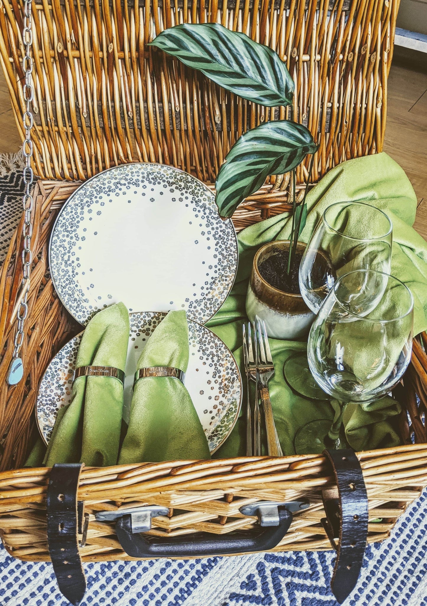 Basket Storage Picnic Vintage Brown