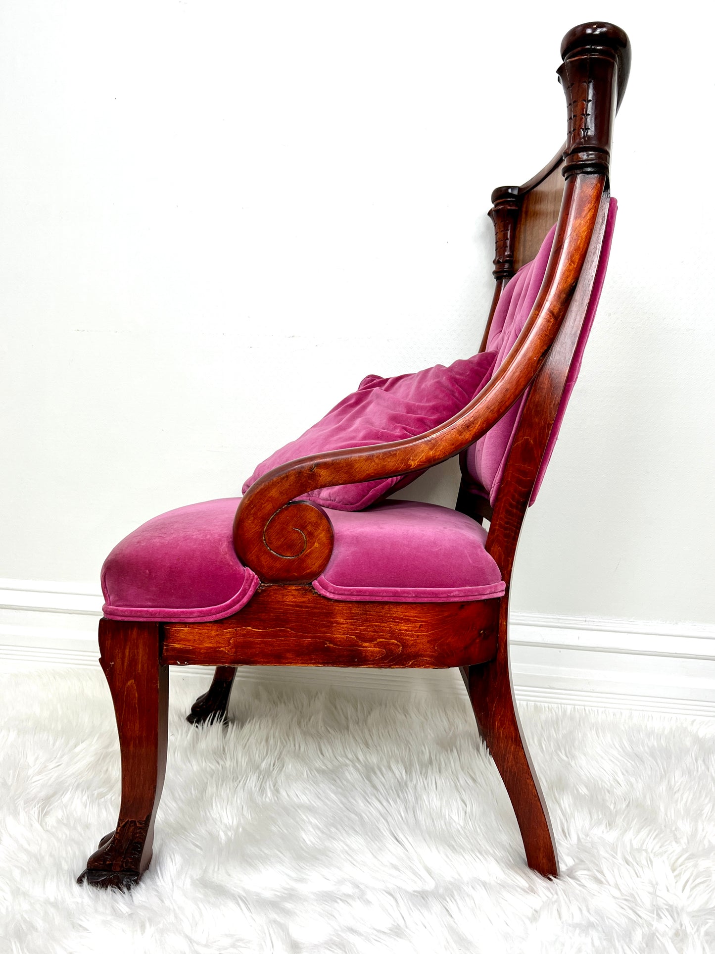 The Pretty in Pink Chair