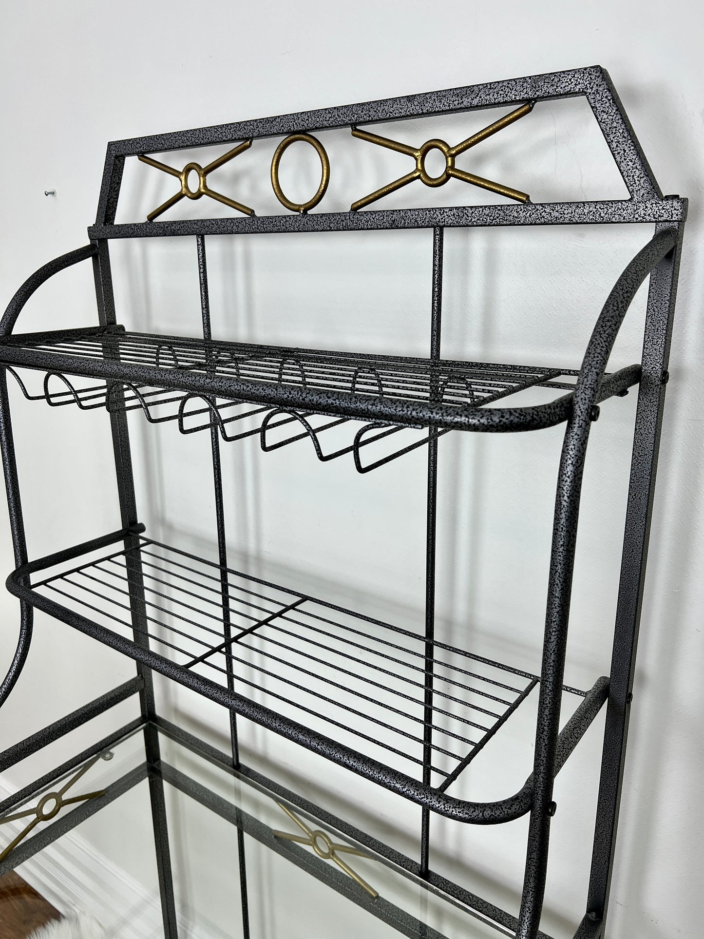 The Baker’s Dozen Shelf Rack