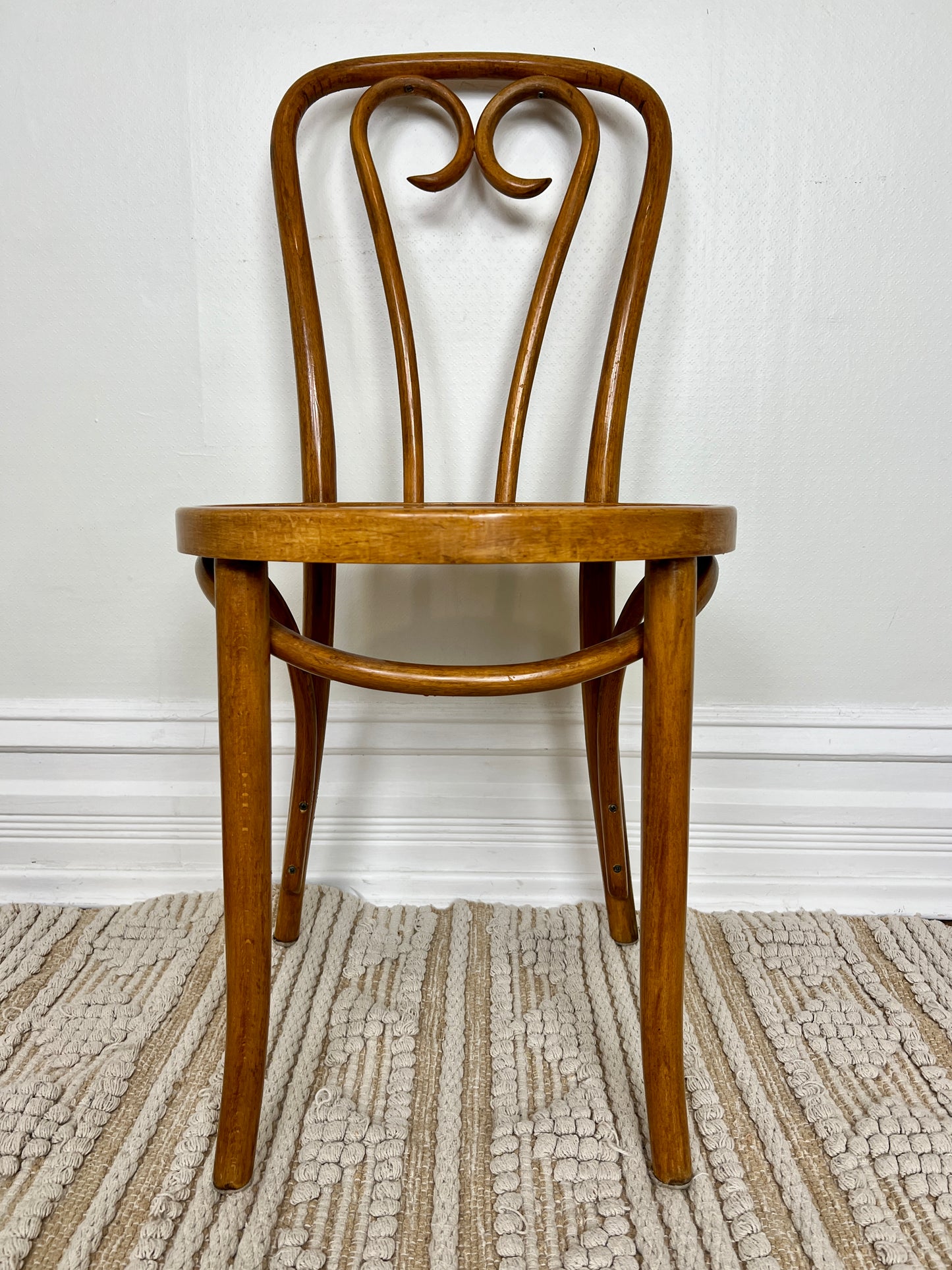 The Constanta Chairs