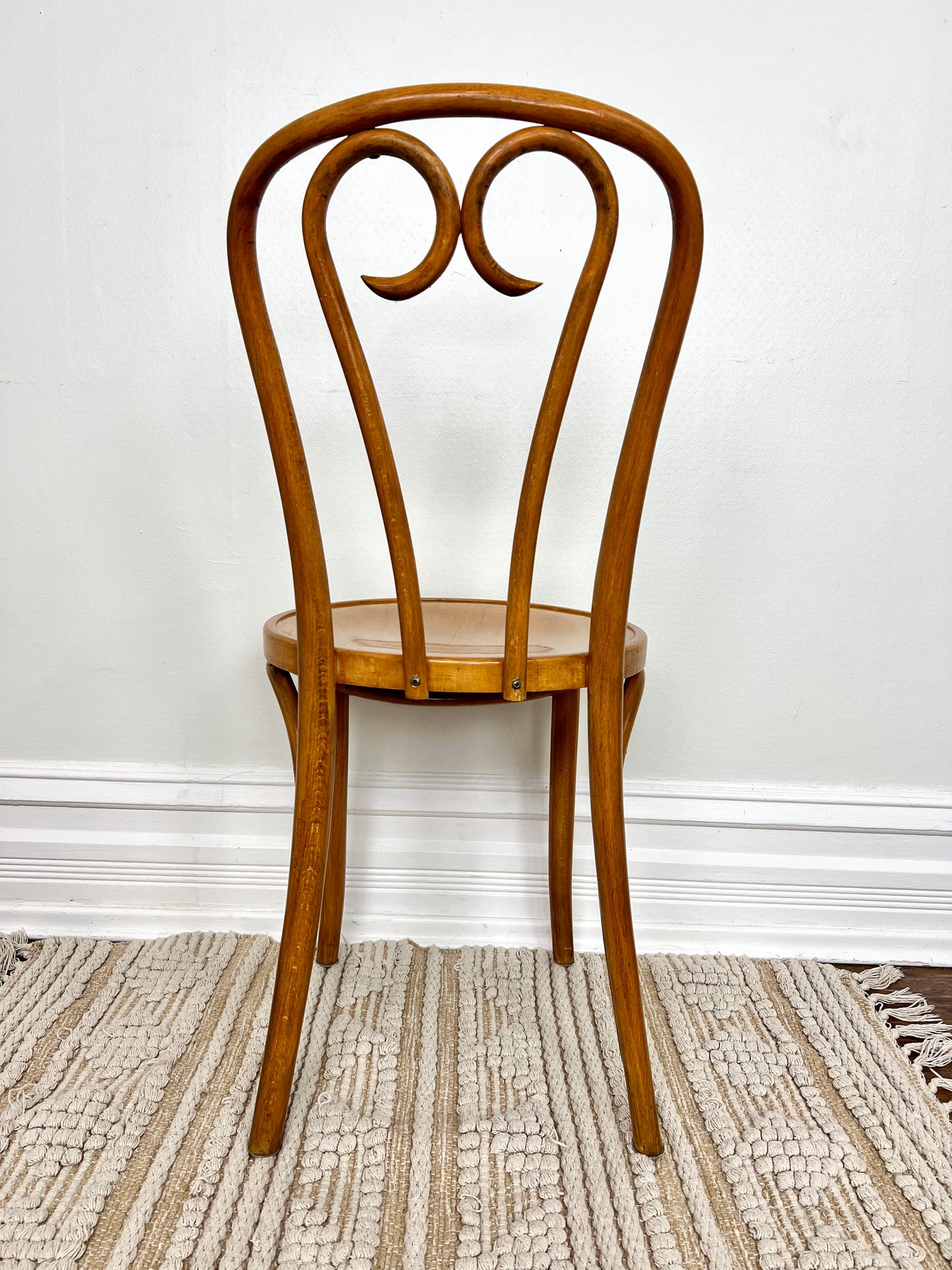 The Constanta Chairs