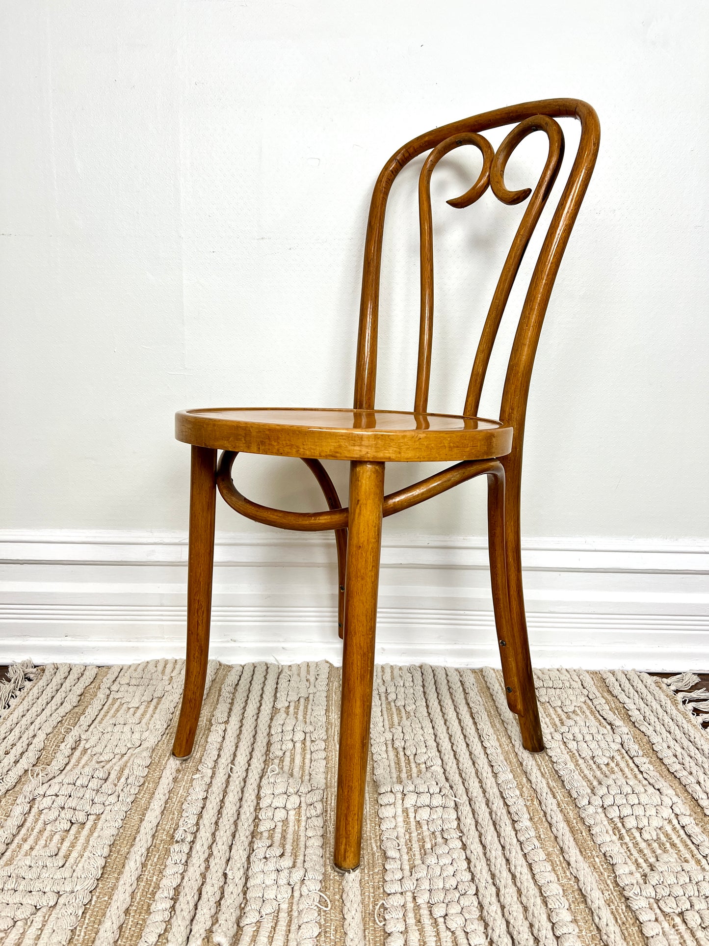 The Constanta Chairs