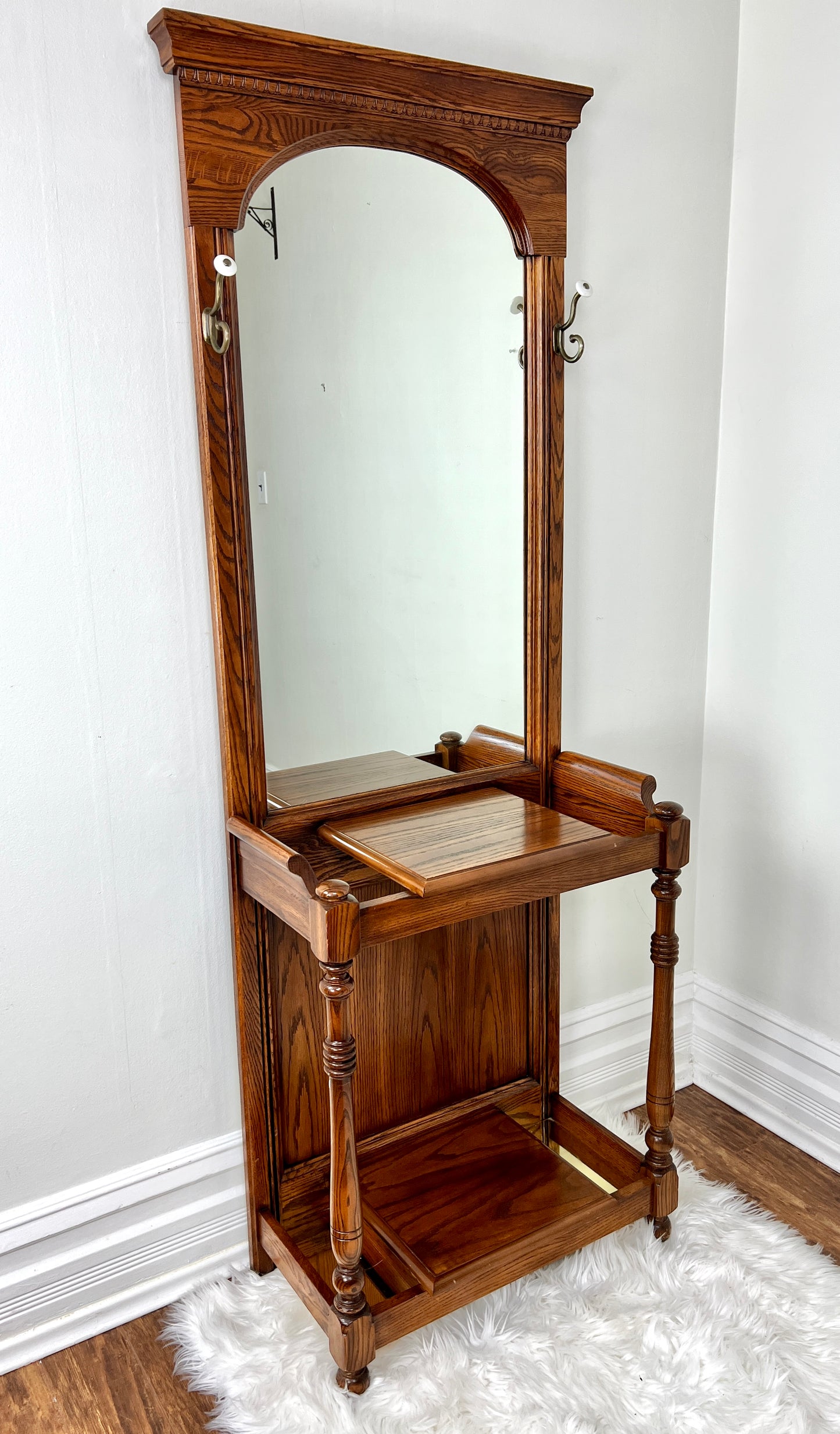 The Paco Hallway Tree