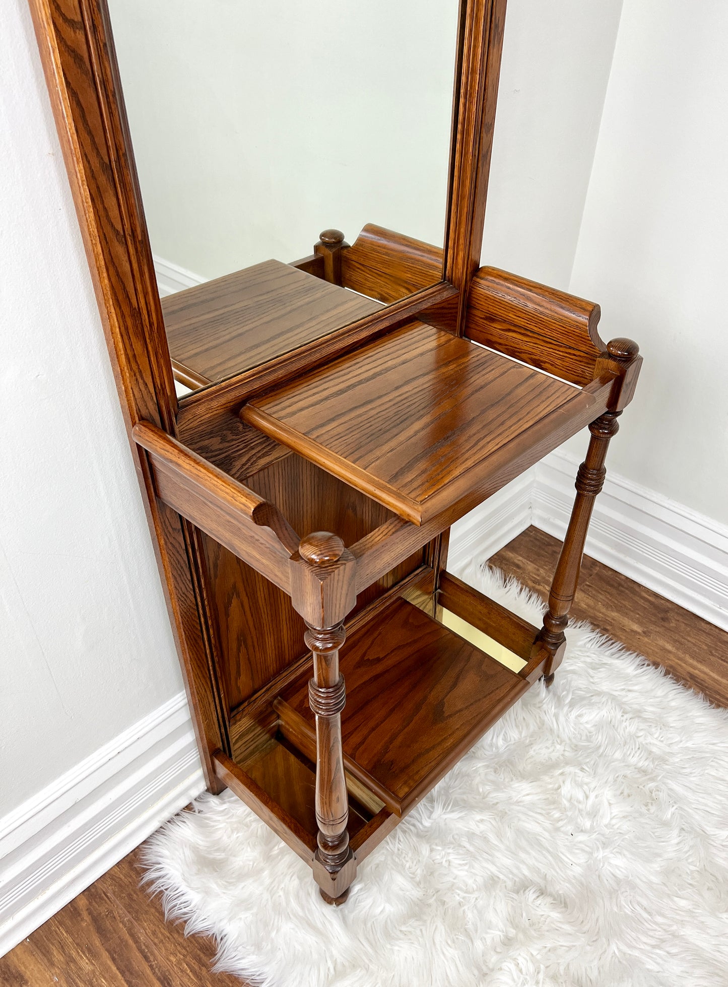 The Paco Hallway Tree