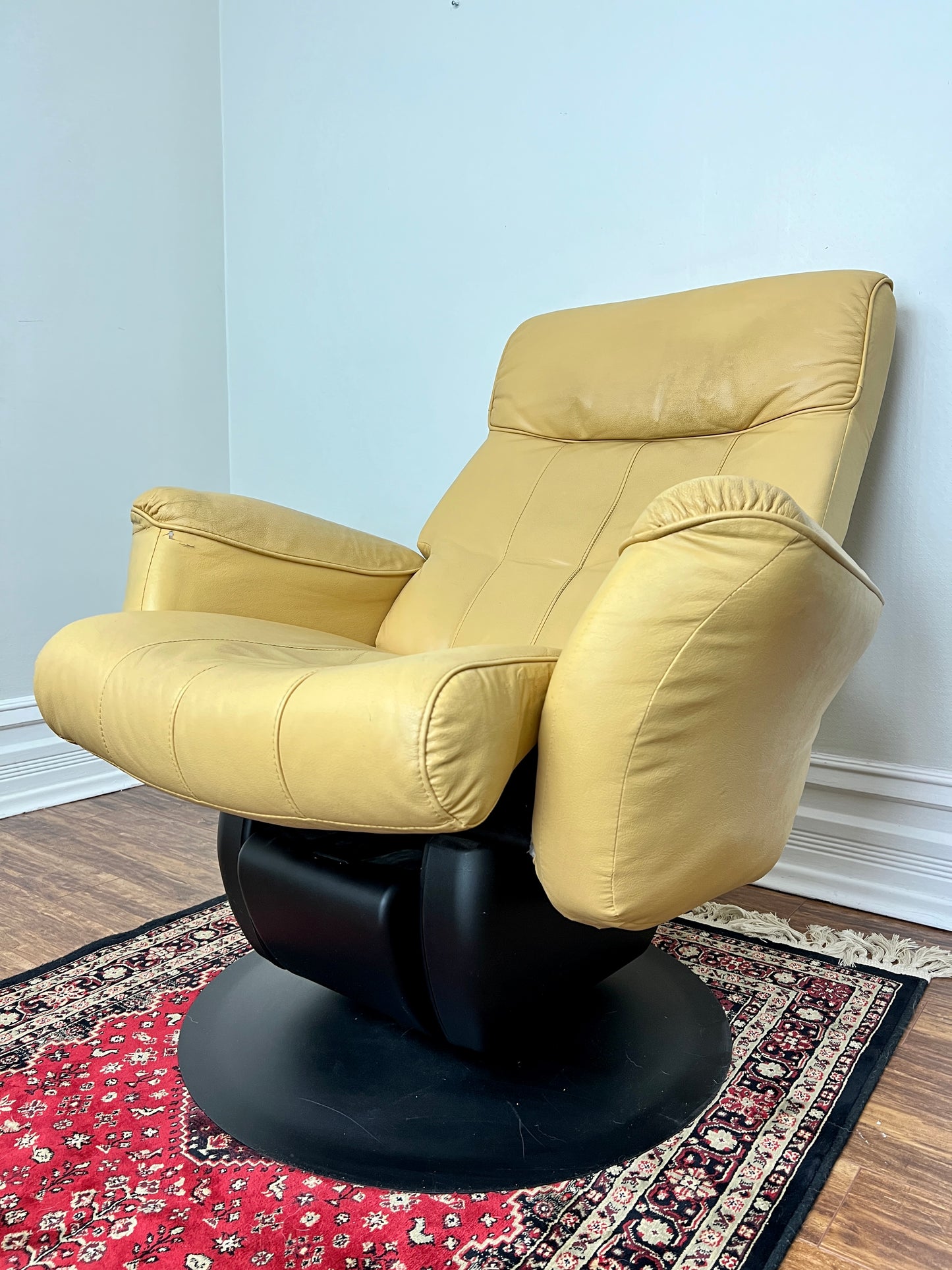 The Colonel Custard Armchair & Ottoman