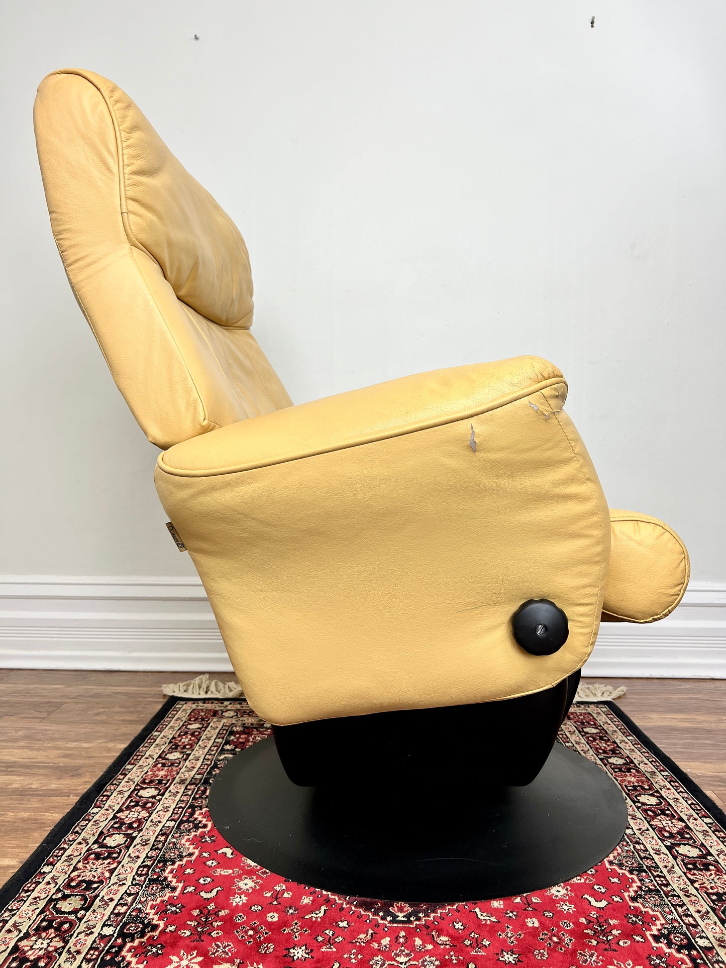 The Colonel Custard Armchair & Ottoman