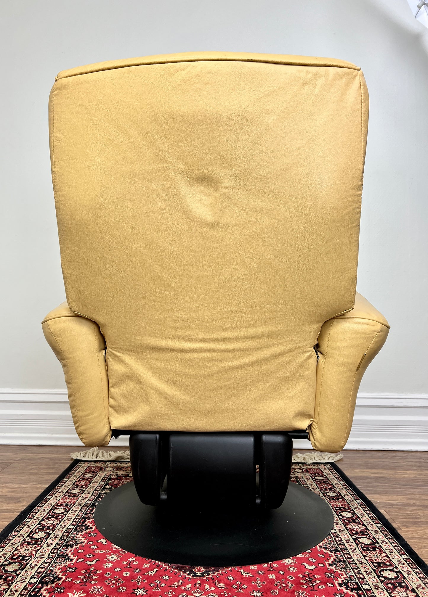 The Colonel Custard Armchair & Ottoman