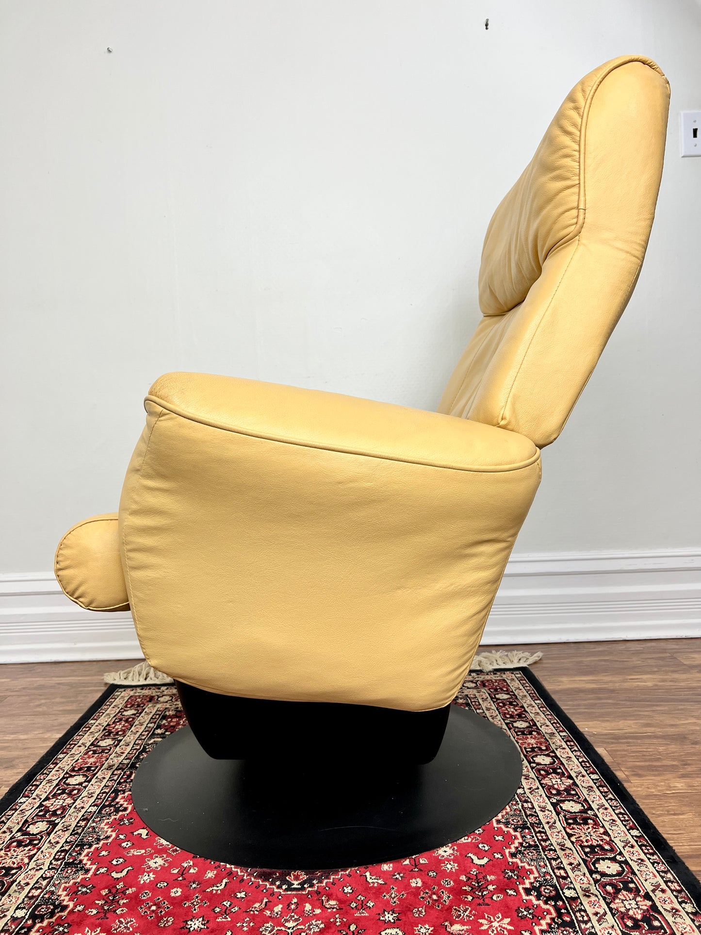 The Colonel Custard Armchair & Ottoman