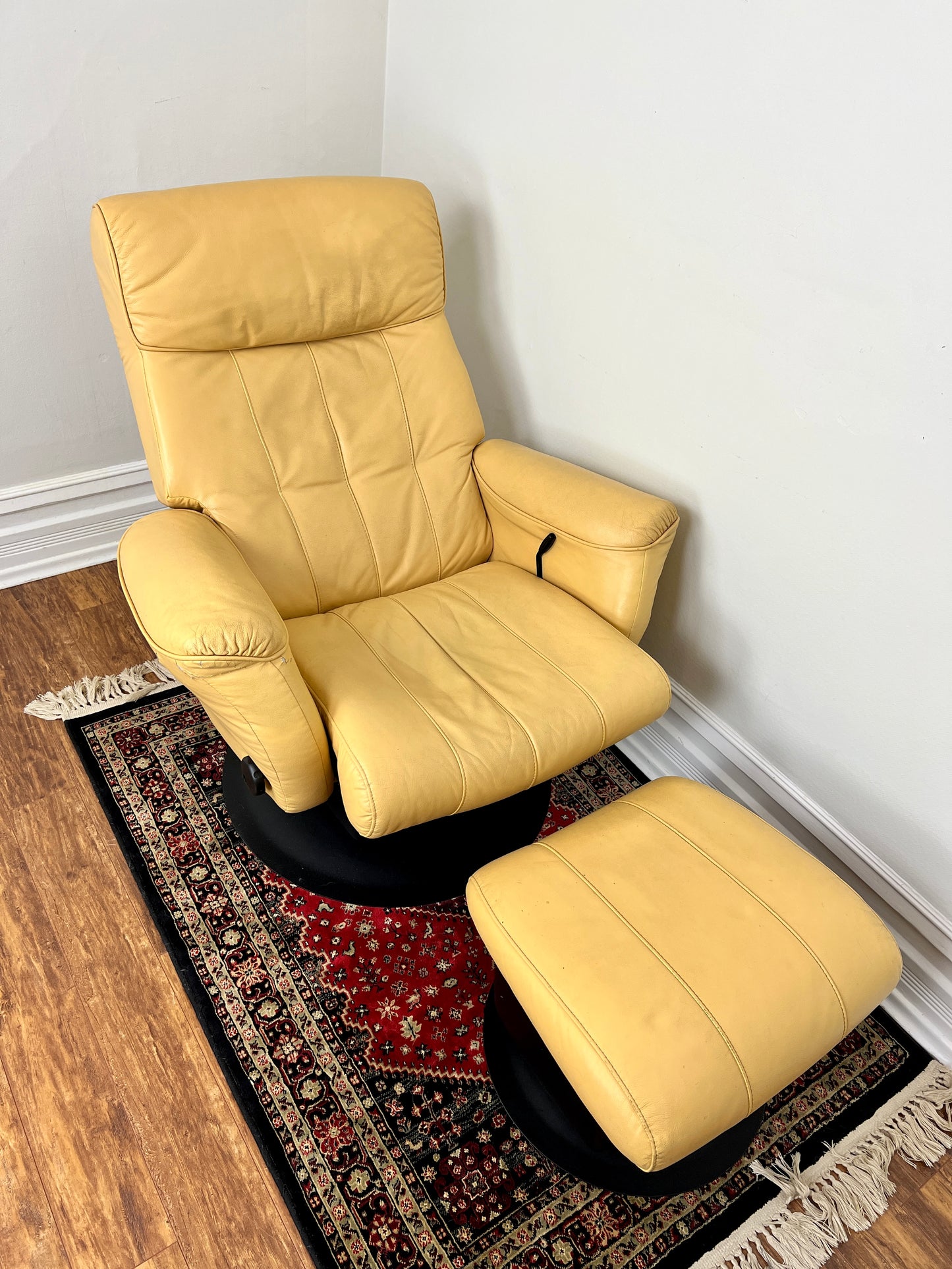 The Colonel Custard Armchair & Ottoman