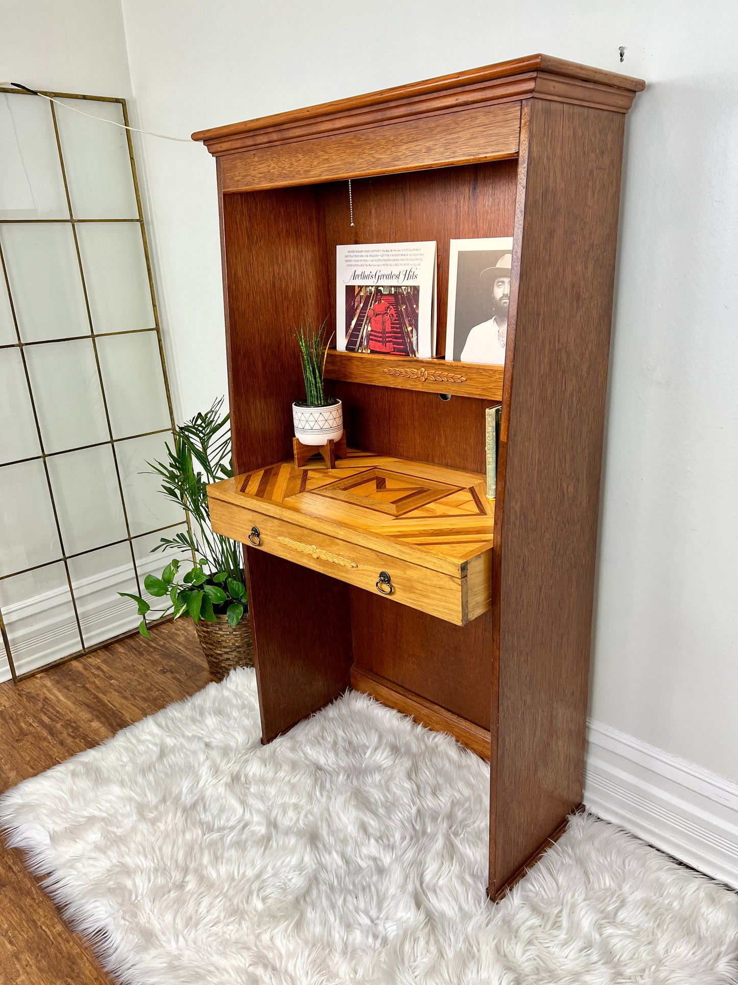 The Franklin Desk