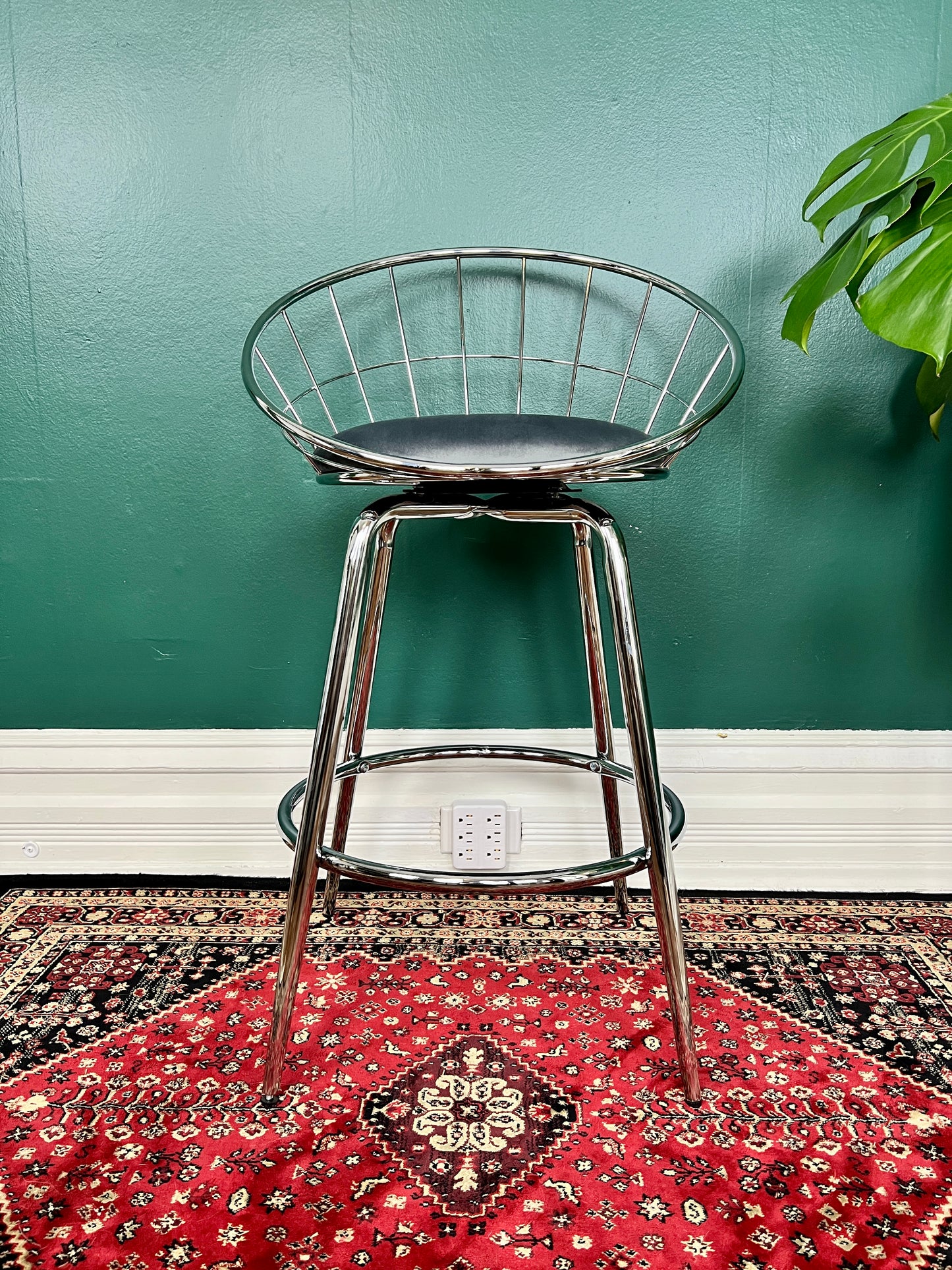 The Cape Cod Stool