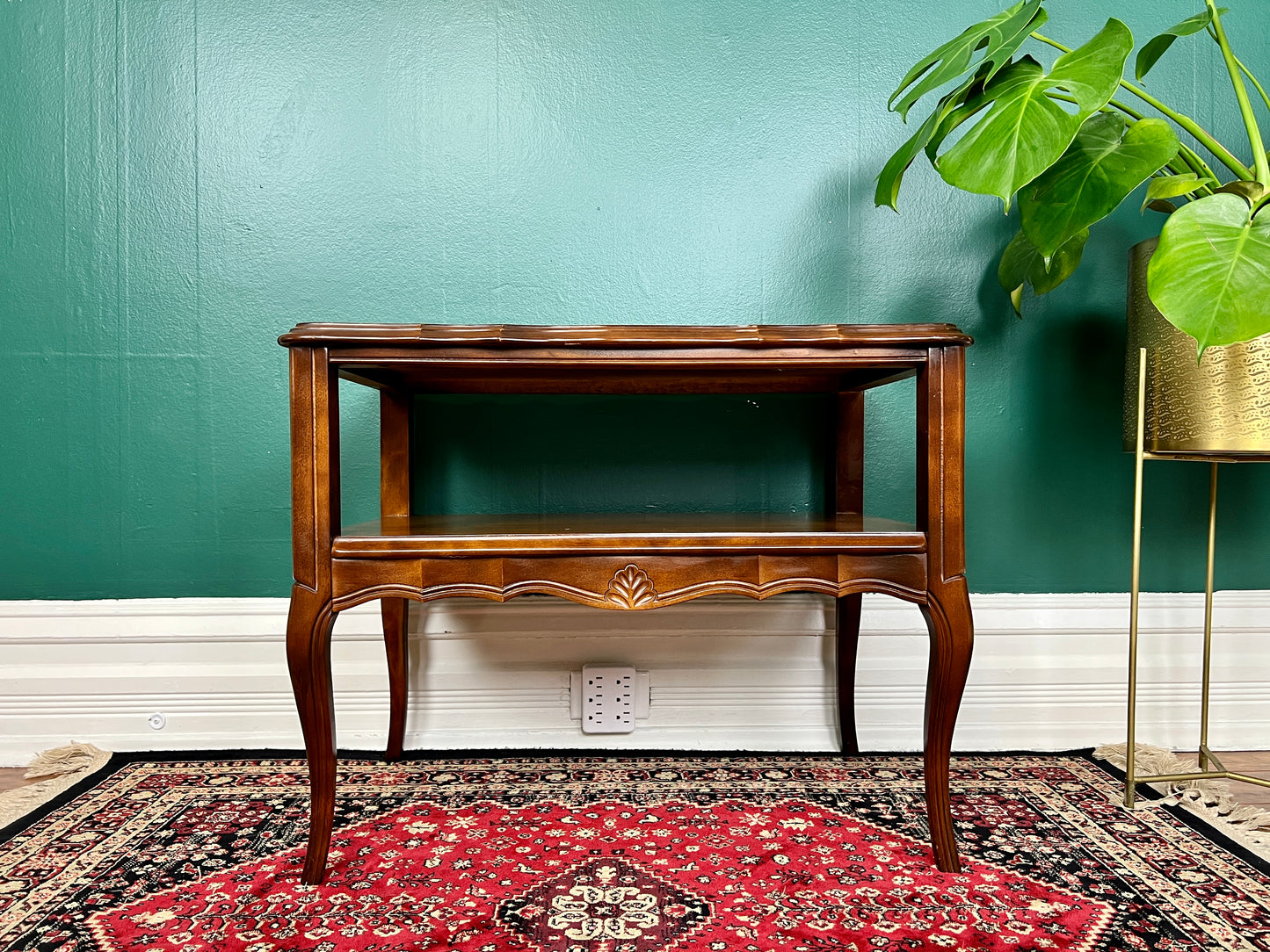 The Fan Tastic Table