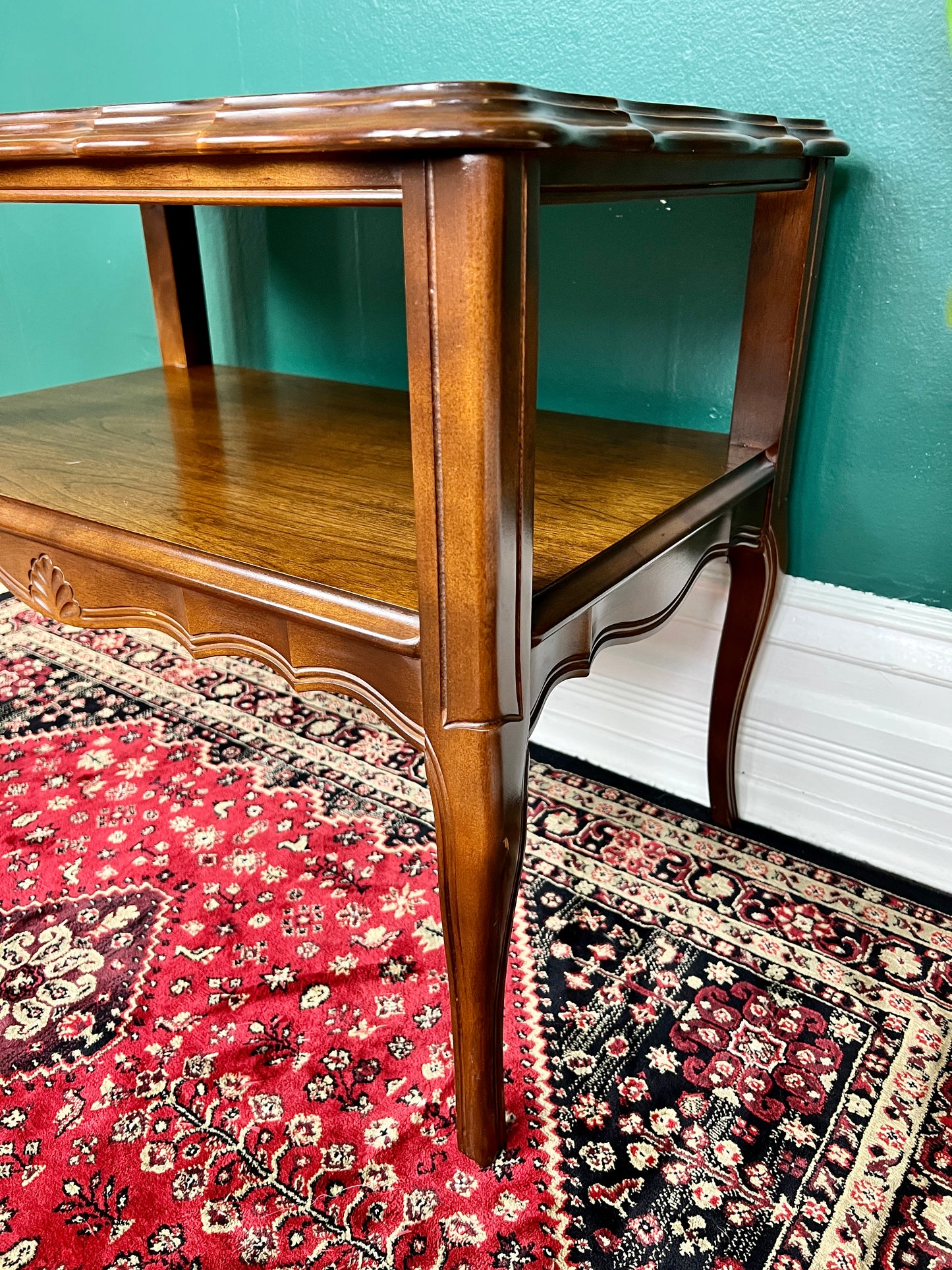 The Fan Tastic Table