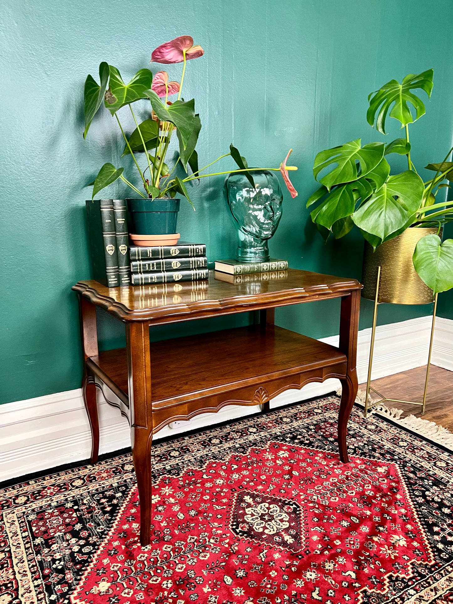 The Fan Tastic Table