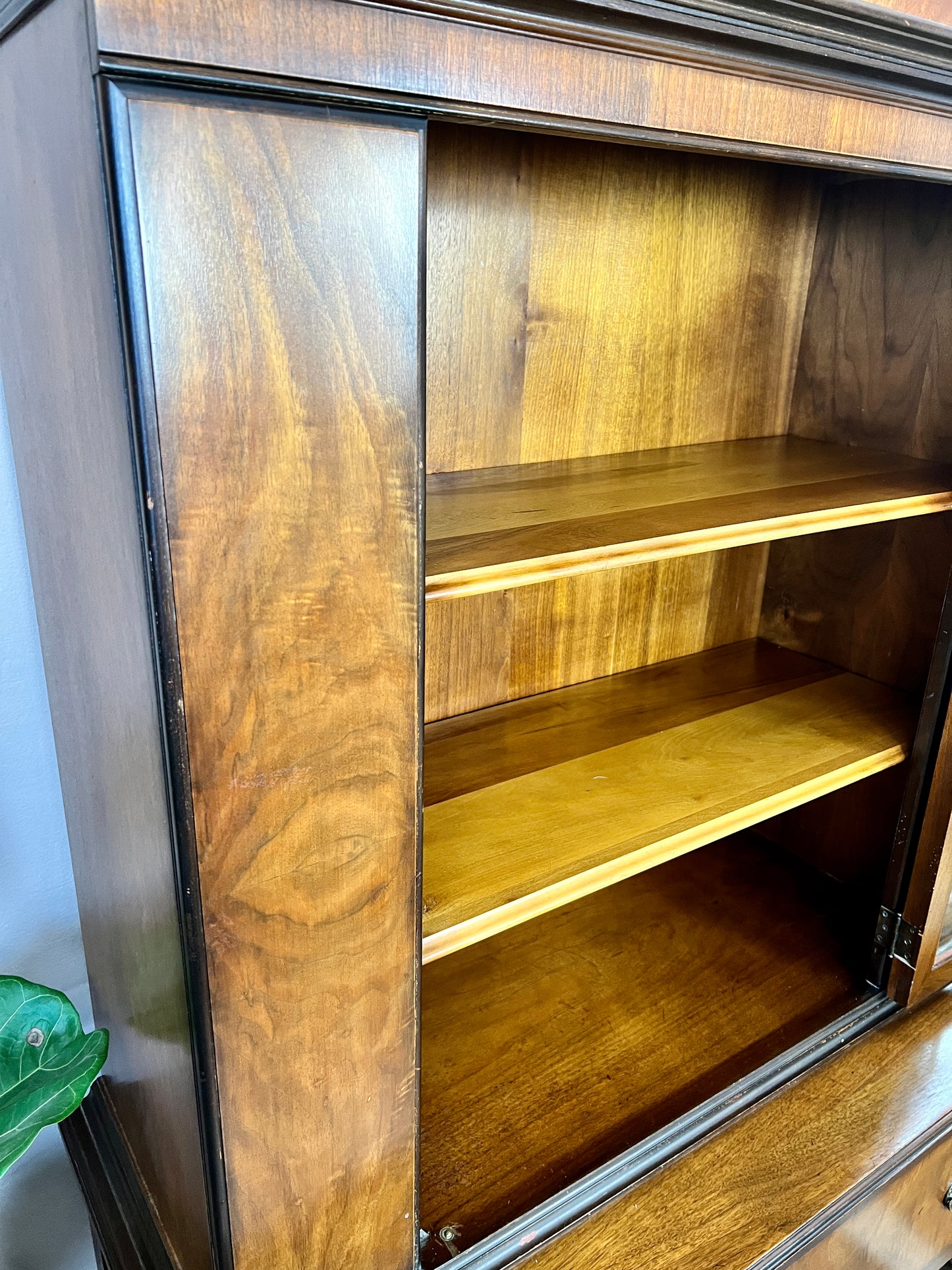 The Mariposa Cabinet