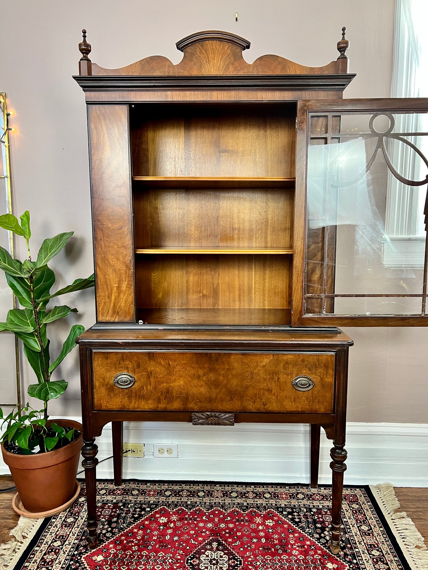 The Mariposa Cabinet