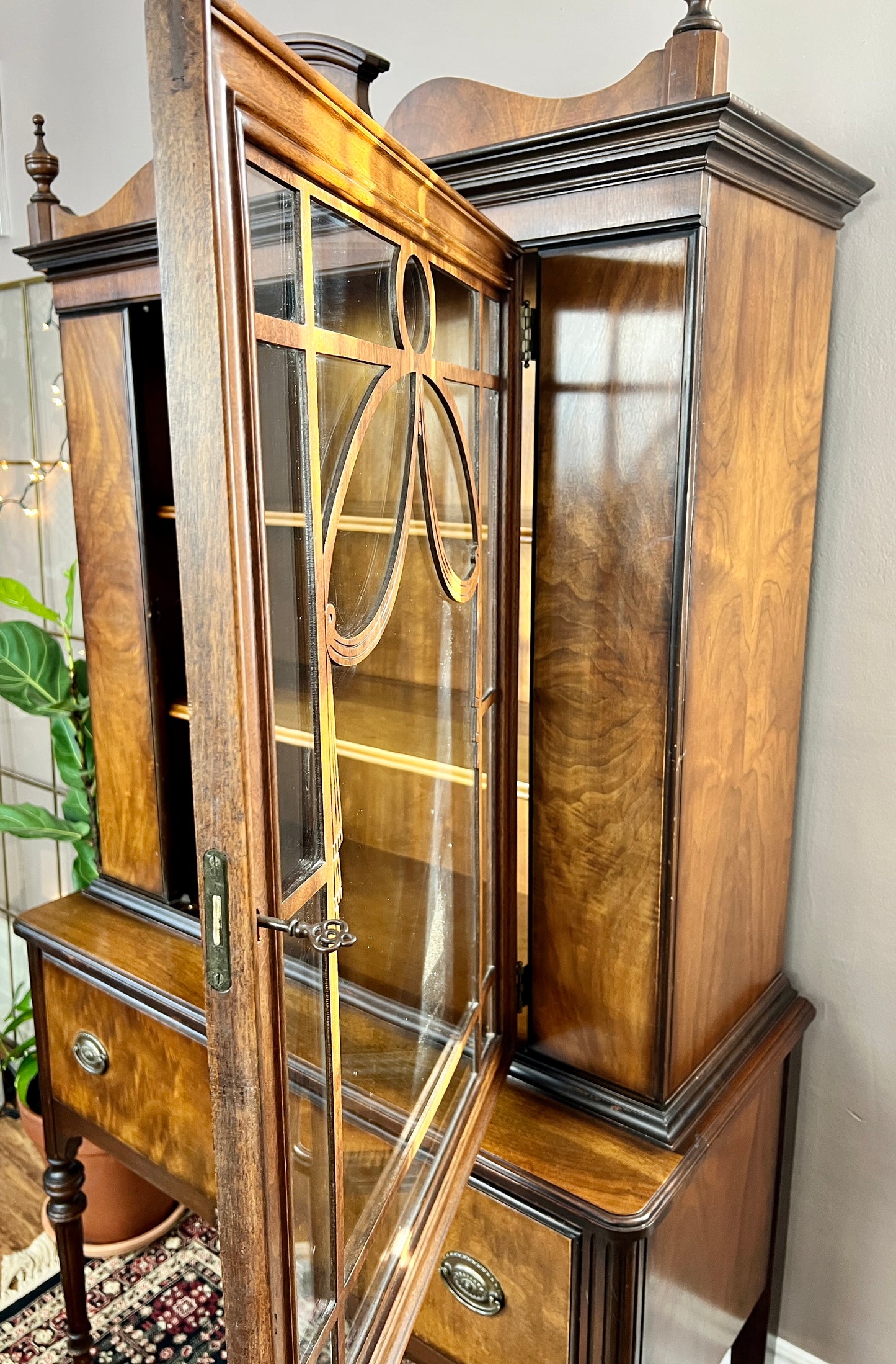 The Mariposa Cabinet