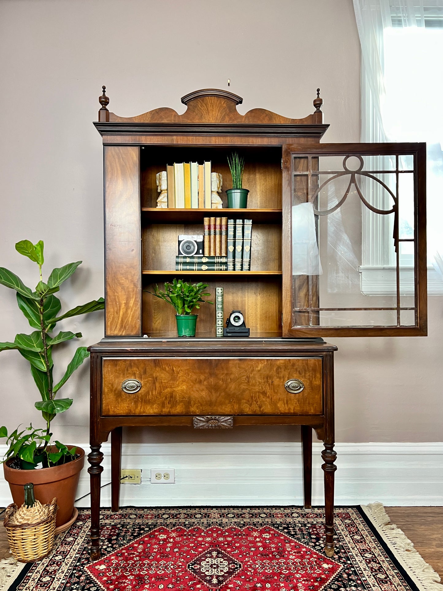 The Mariposa Cabinet