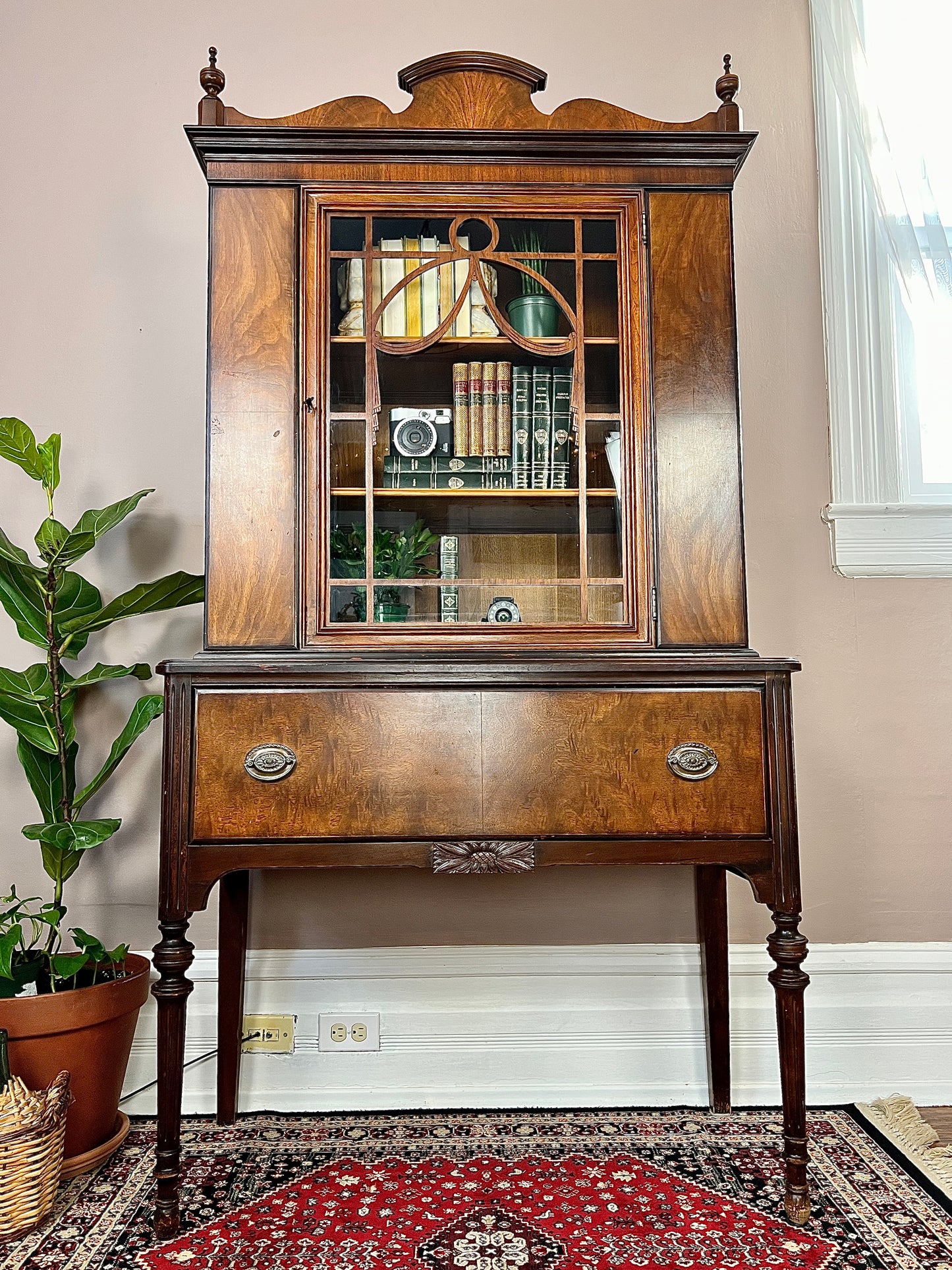 The Mariposa Cabinet