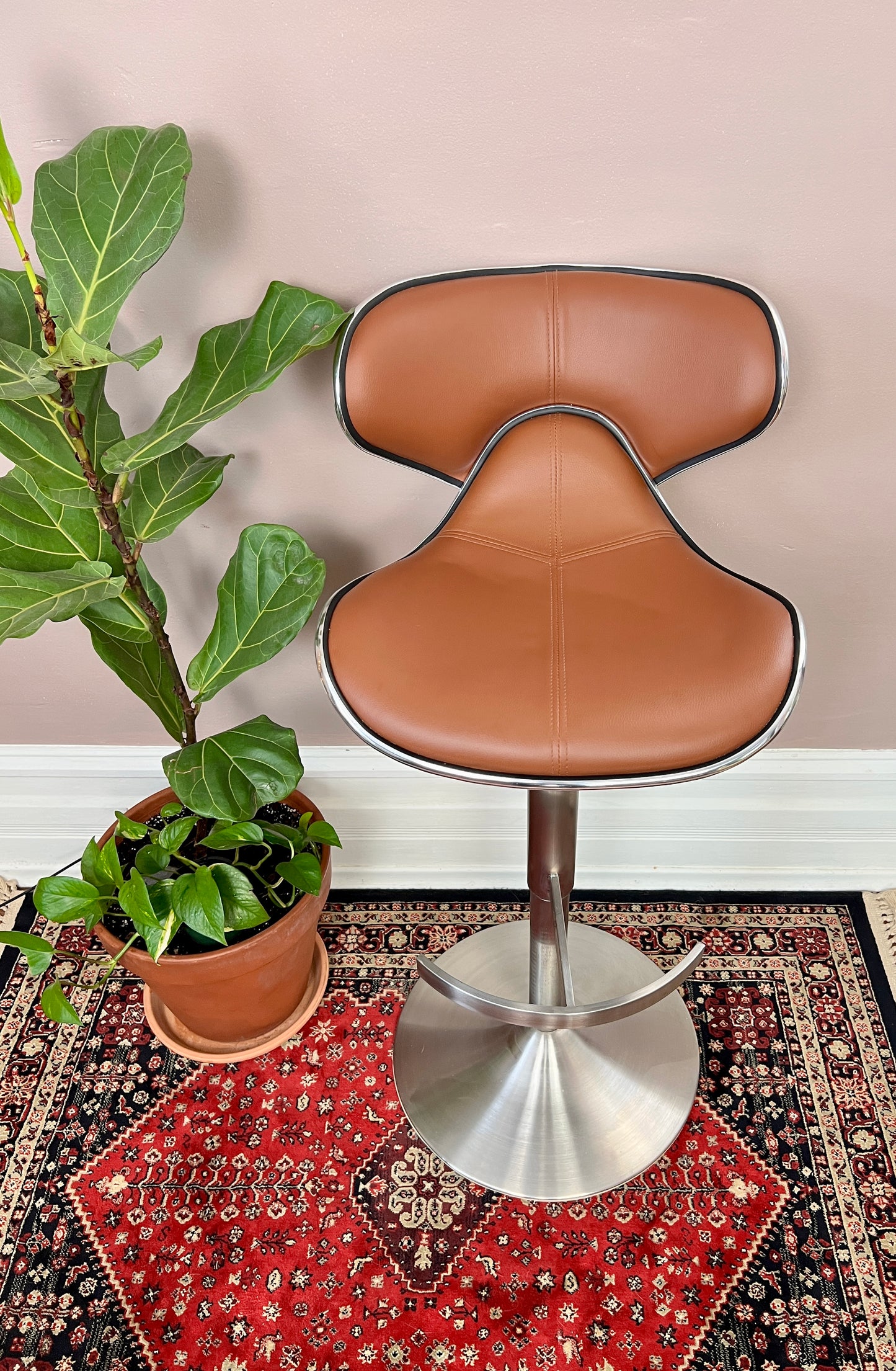 The Barstow Bar Stools