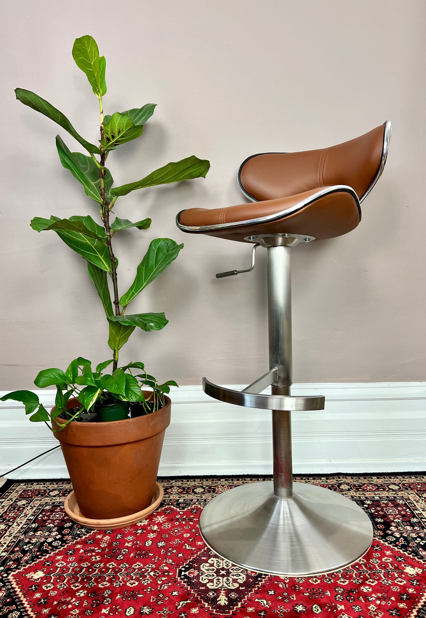 The Barstow Bar Stools