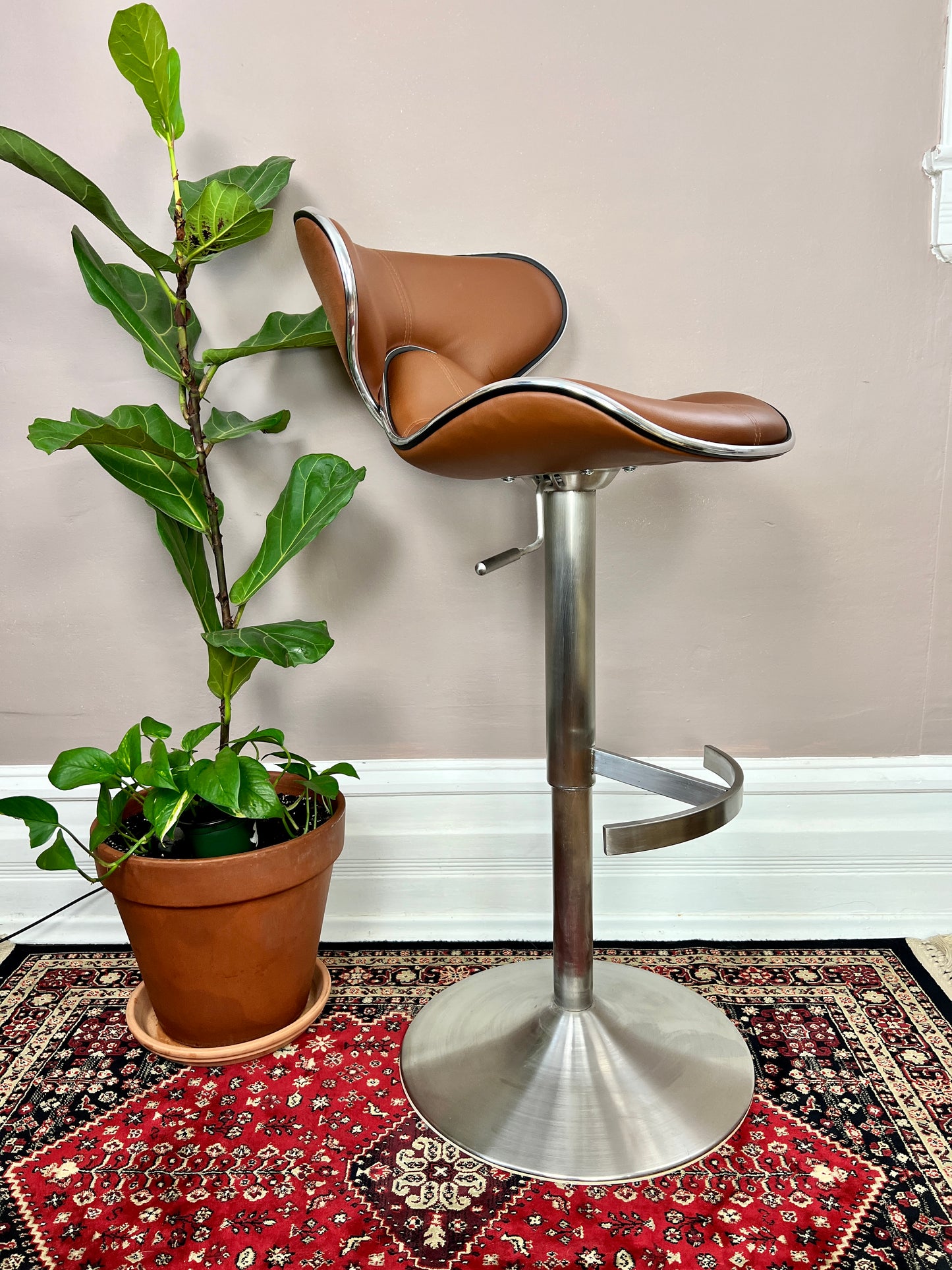 The Barstow Bar Stools