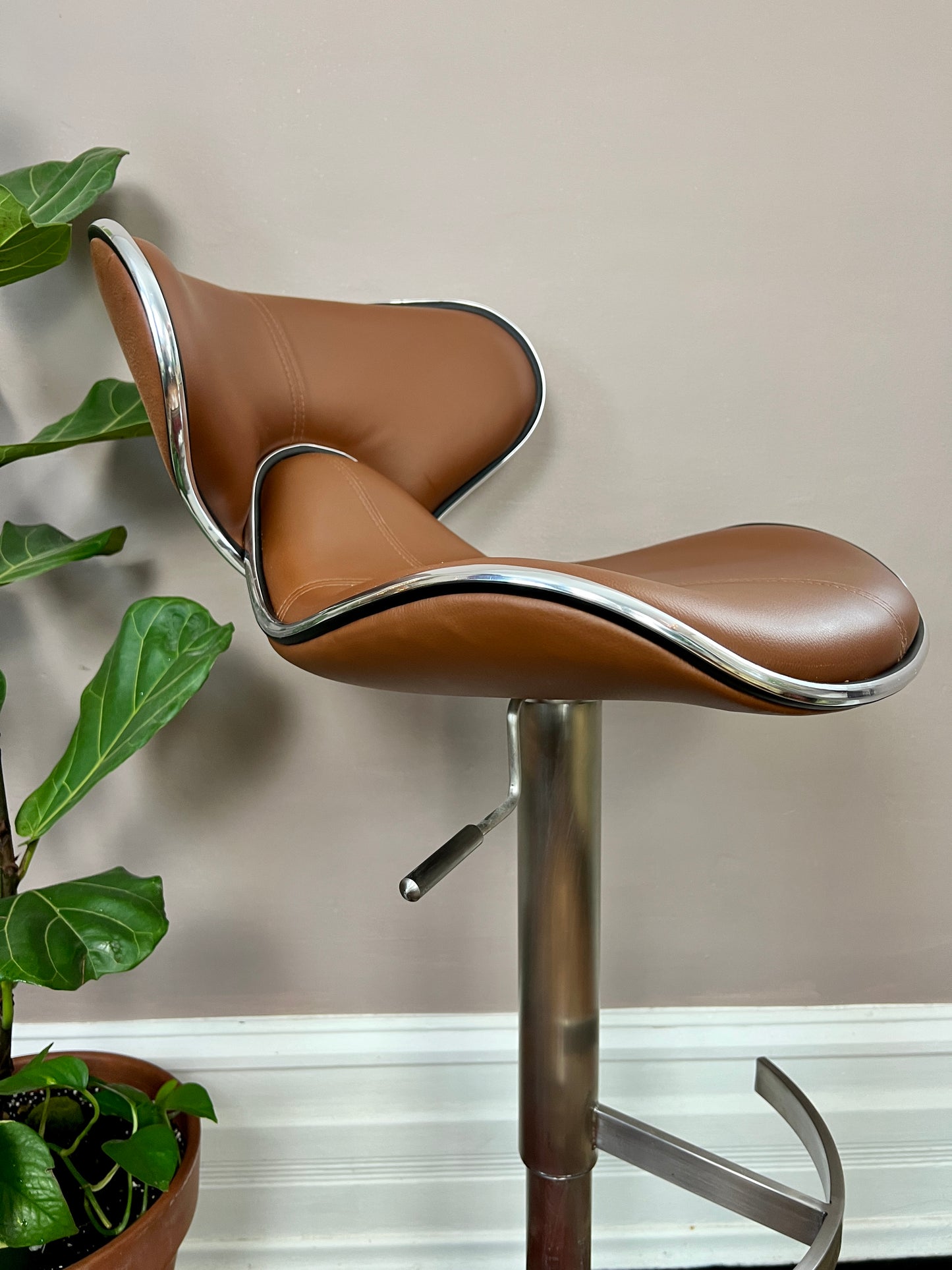 The Barstow Bar Stools