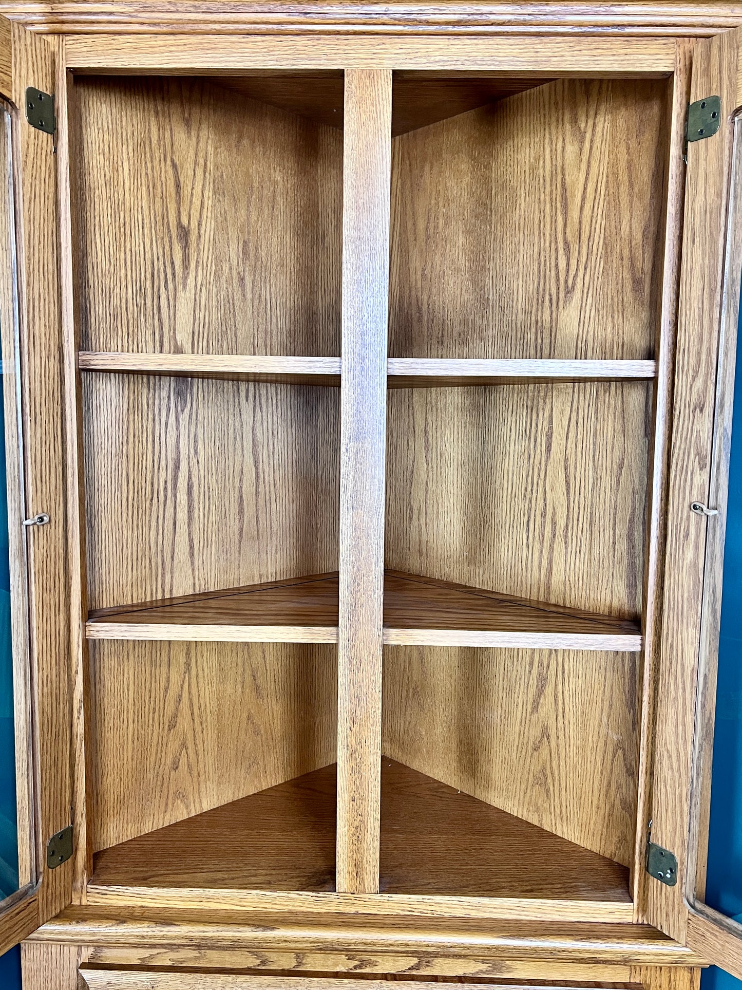 The Carlton Corner Cabinet