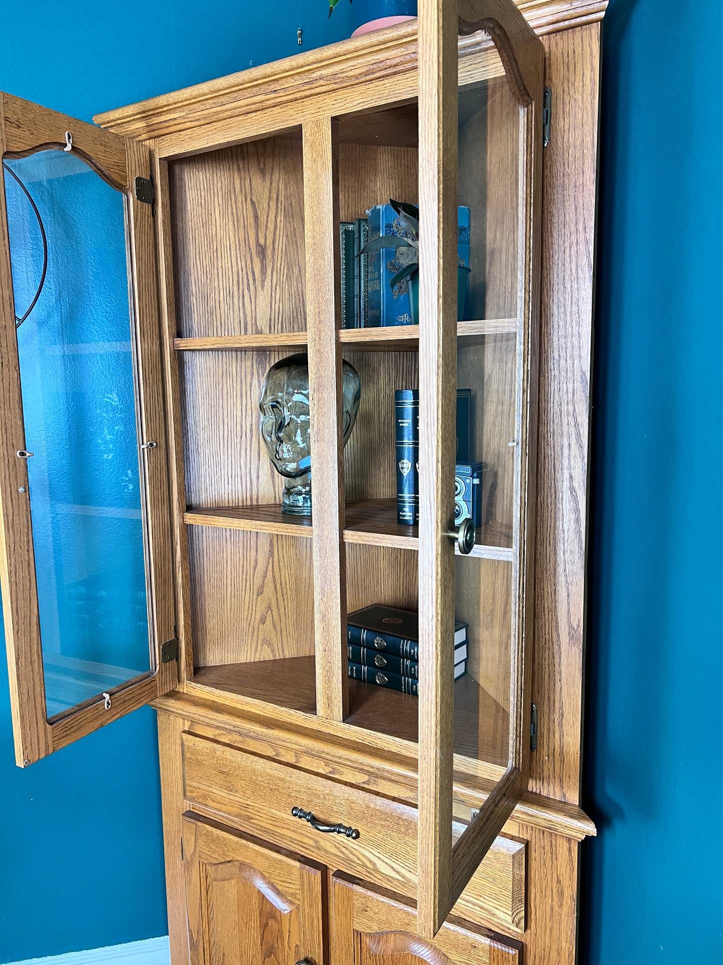 The Carlton Corner Cabinet