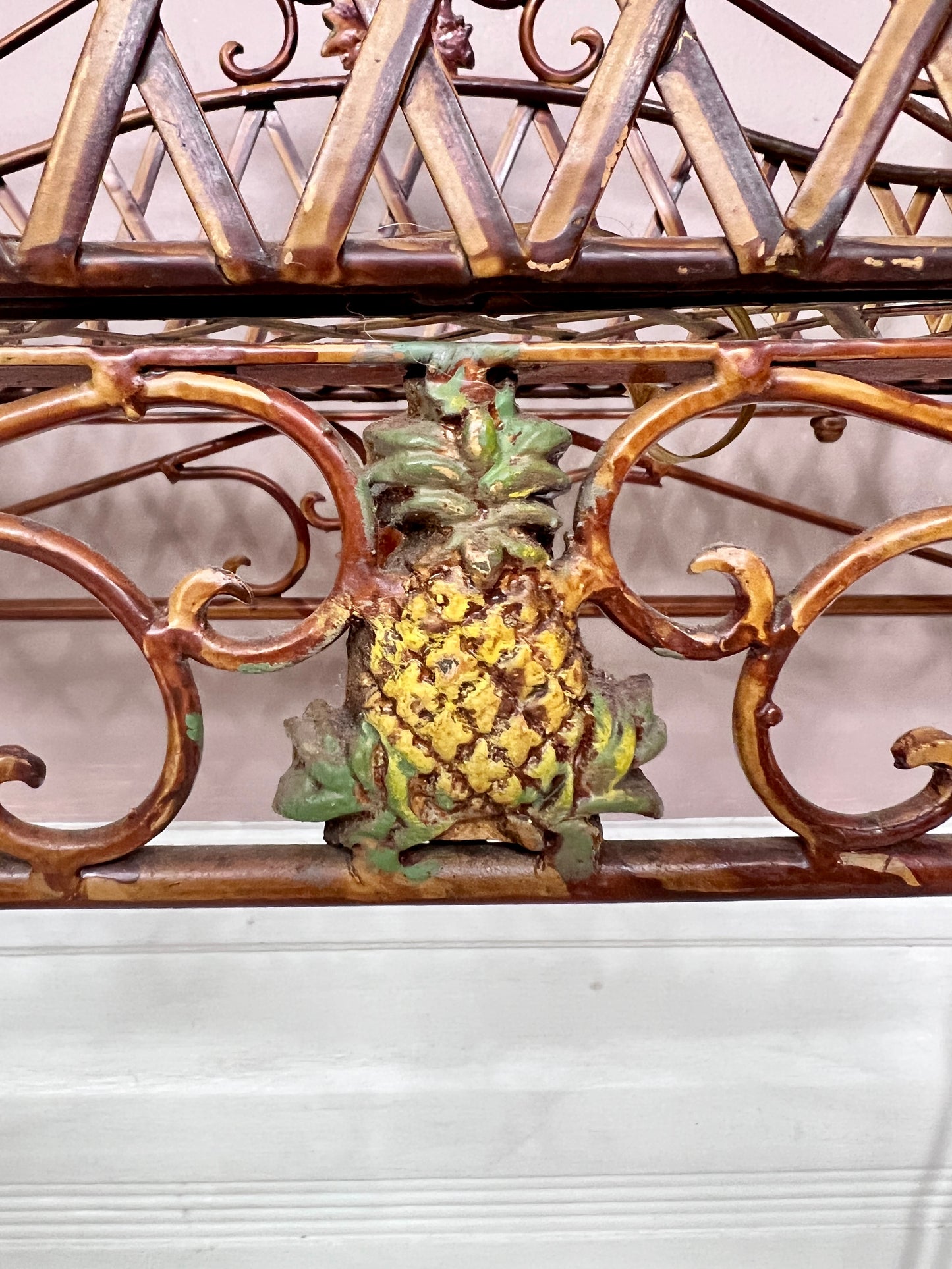 The Pineapple Plant Stand