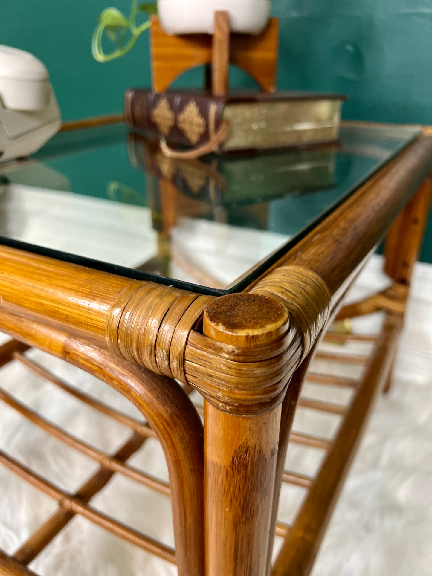 The Roland Rattan Table