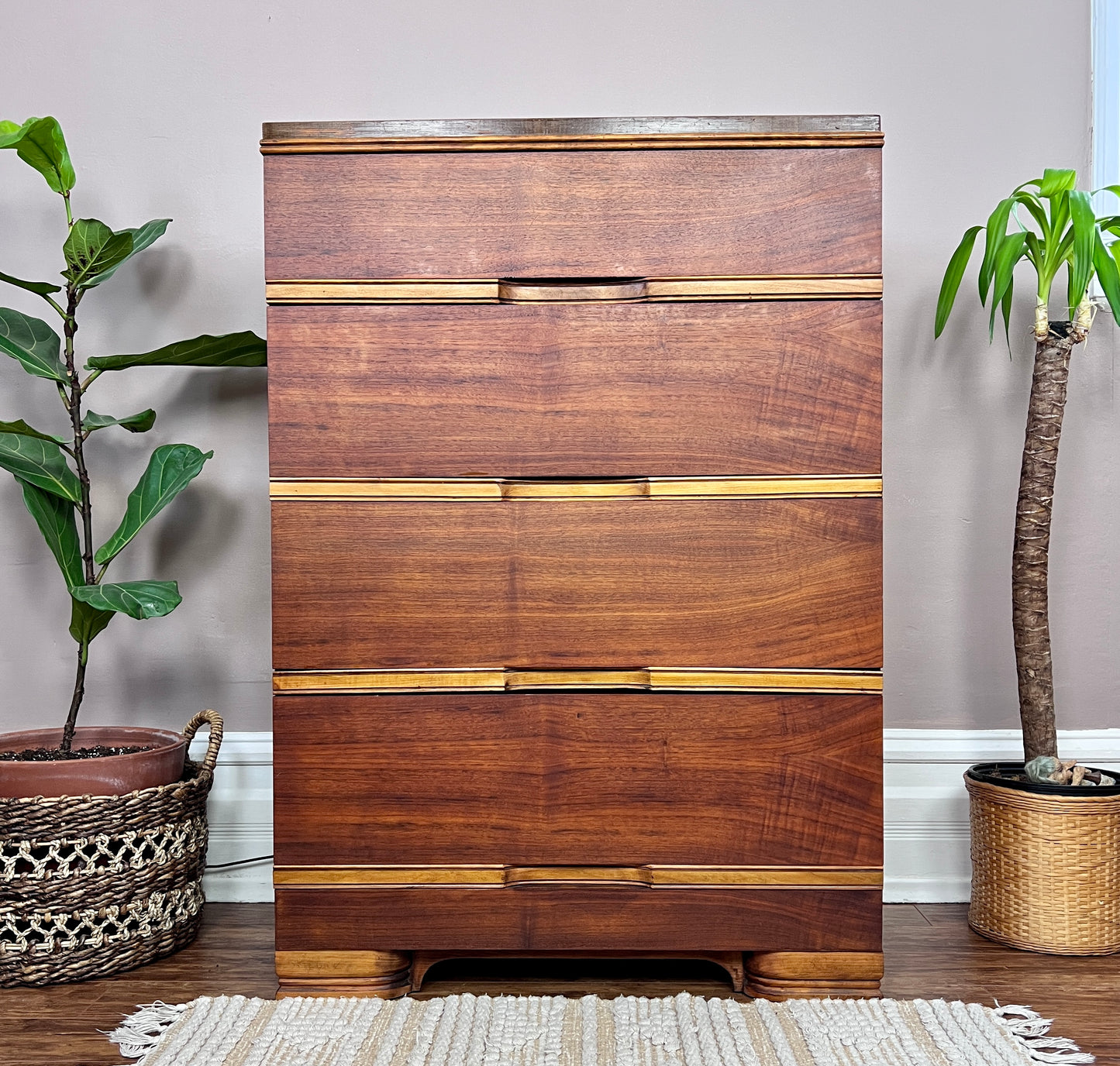 The Portland Dresser