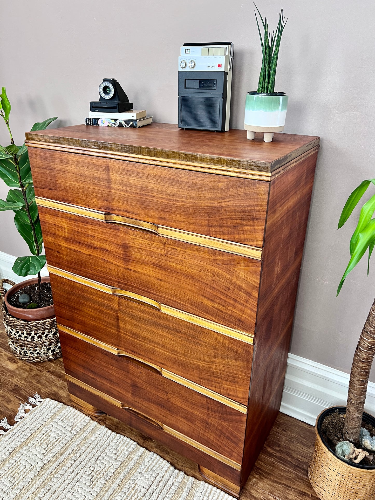 The Portland Dresser