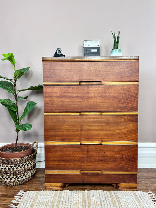 The Portland Dresser