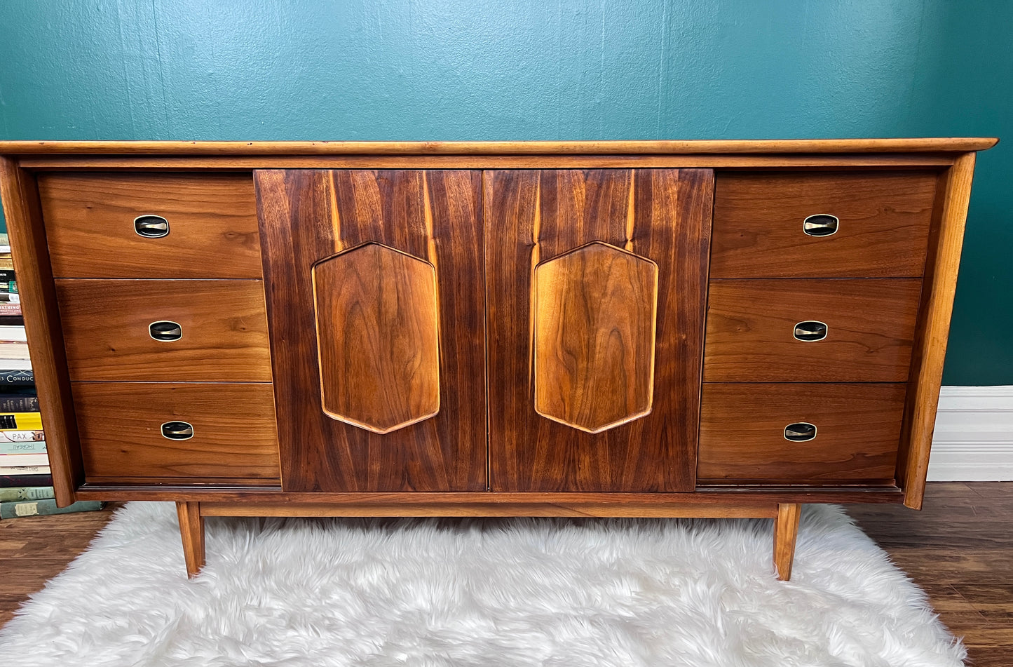The Larsen Dresser