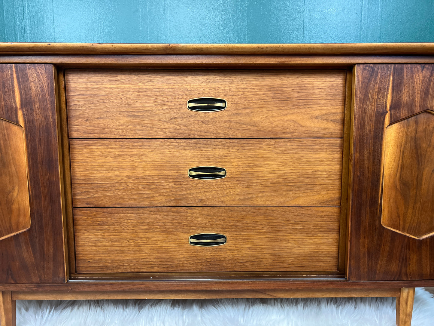 The Larsen Dresser