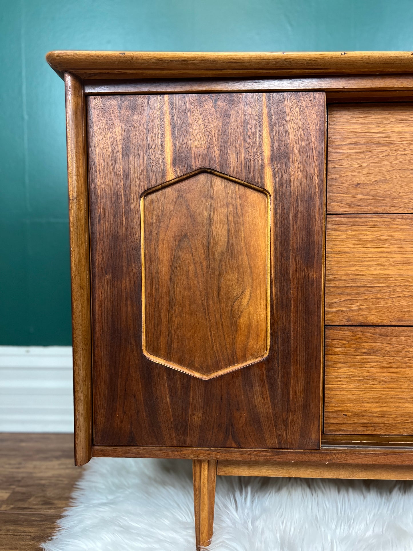 The Larsen Dresser