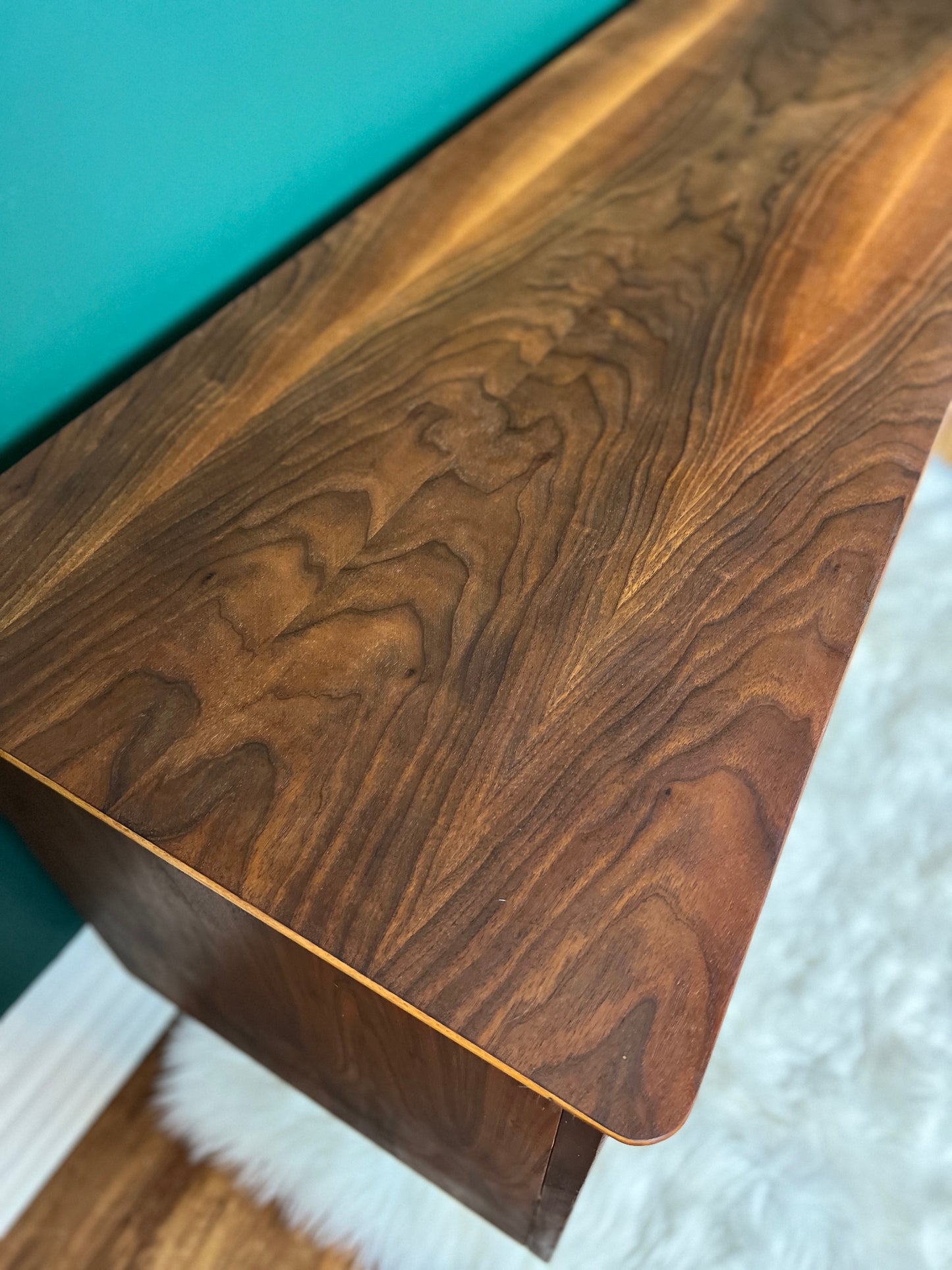 The Larsen Dresser