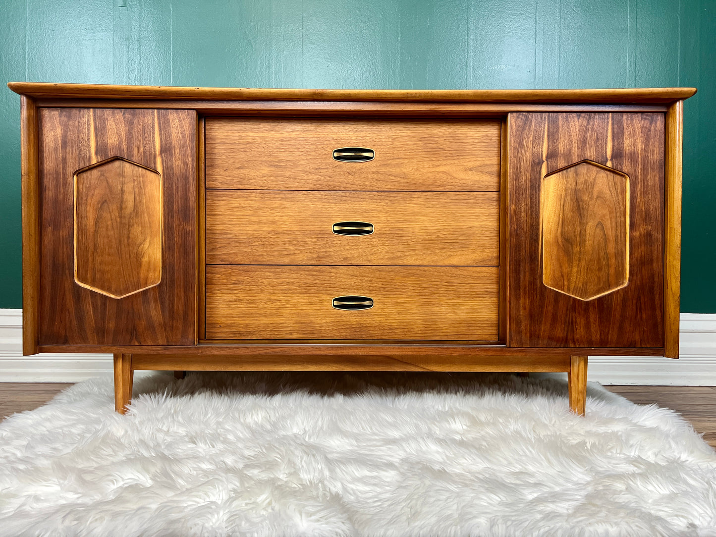 The Larsen Dresser