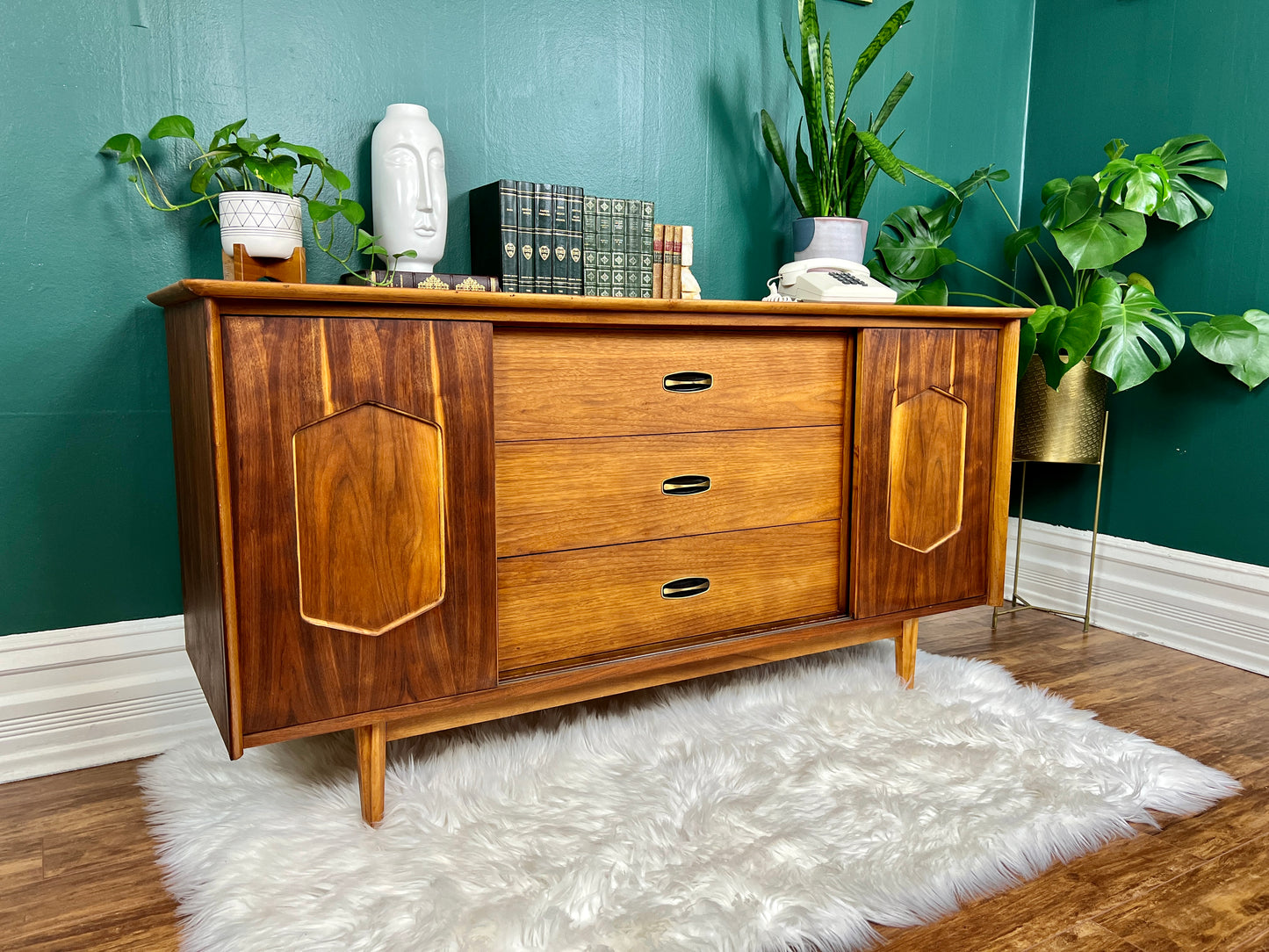 The Larsen Dresser