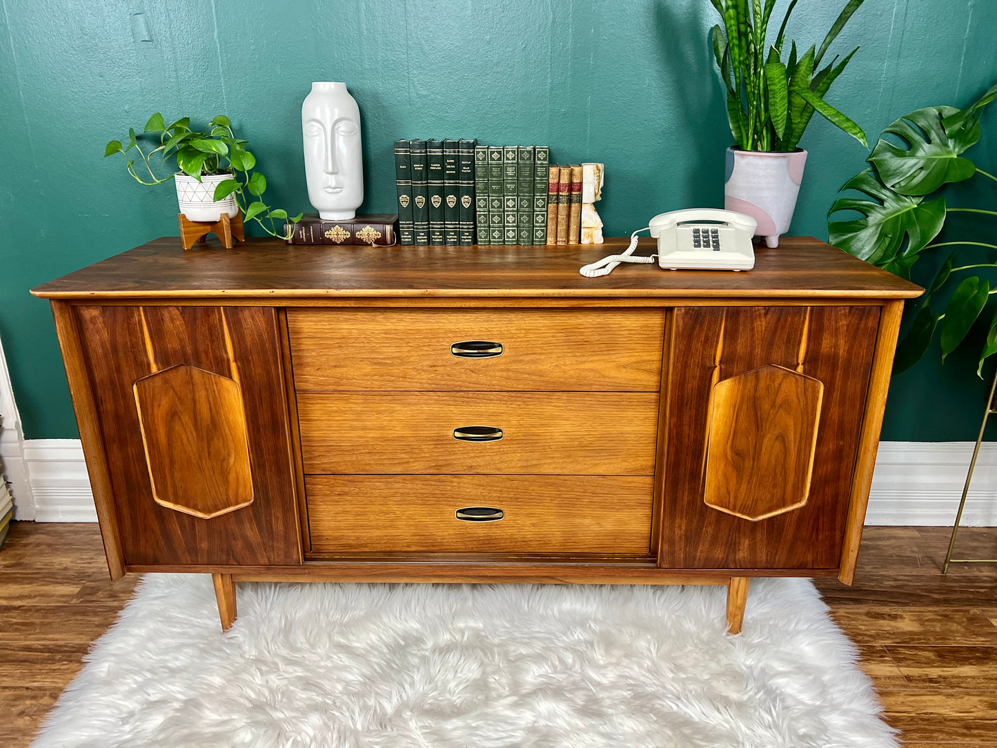 The Larsen Dresser